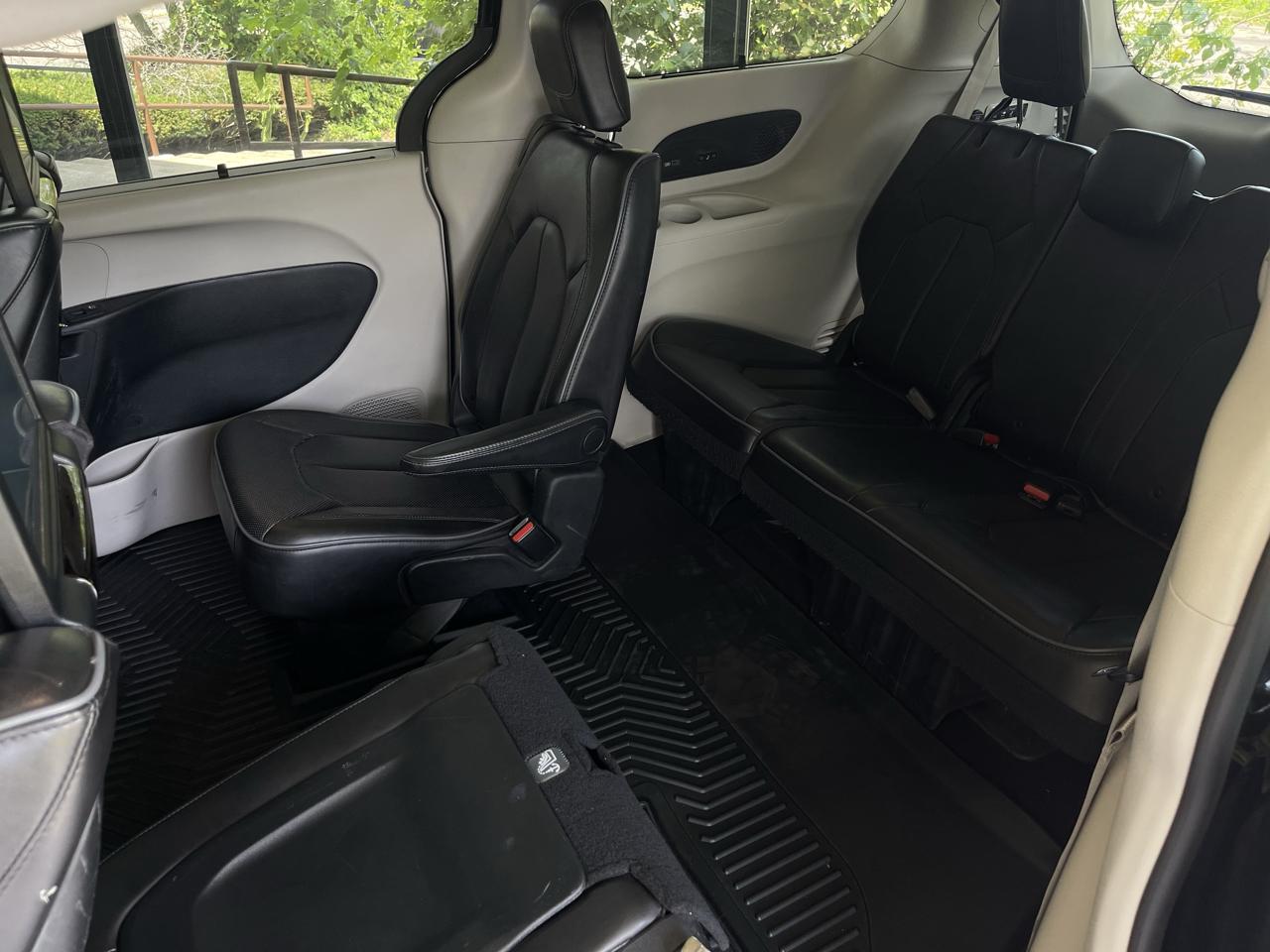 Chrysler Pacifica Limited 2020