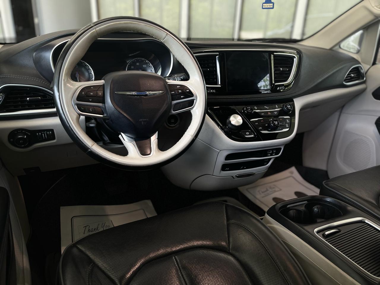 Chrysler Pacifica Limited 2020