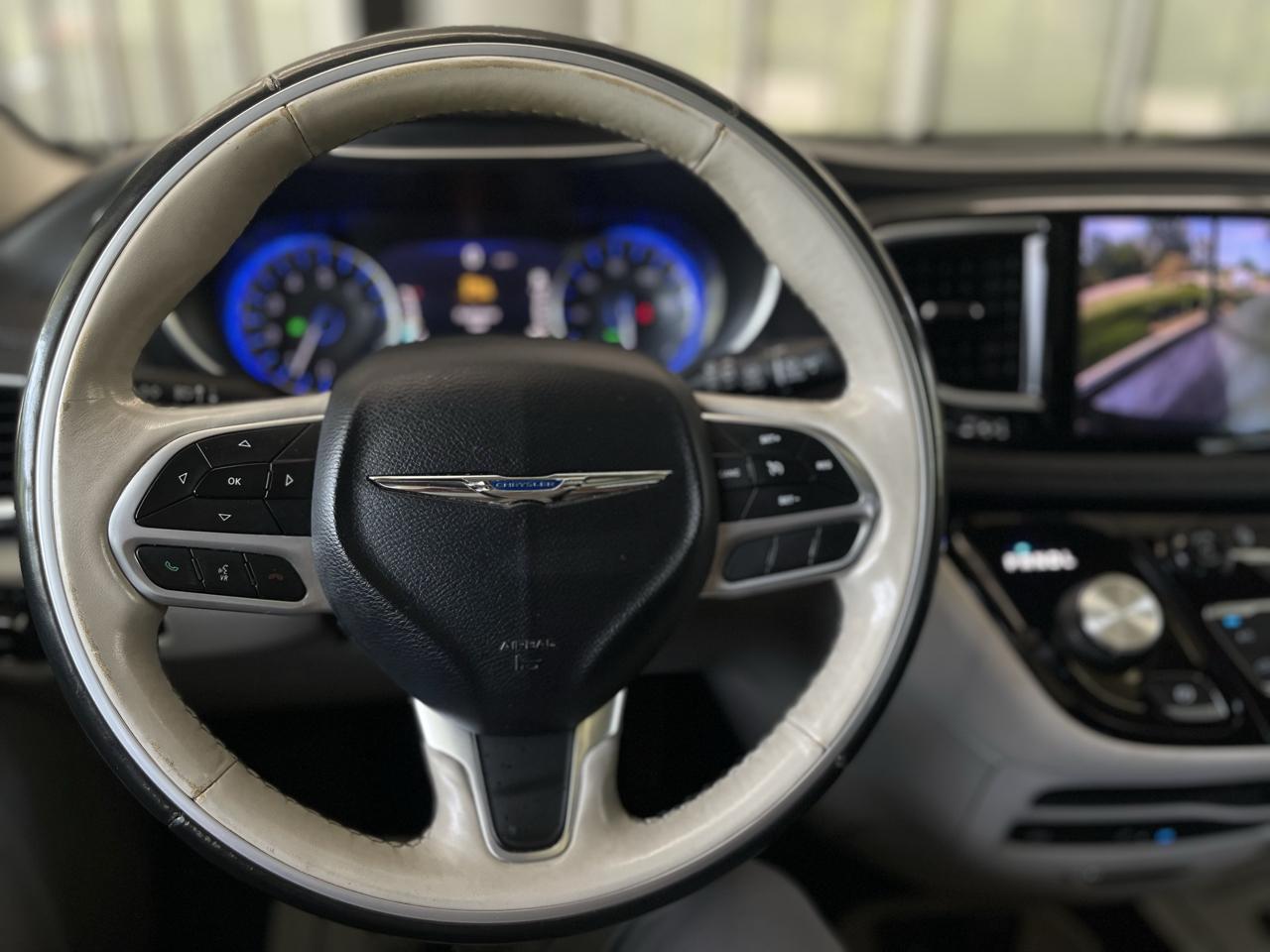 Chrysler Pacifica Limited 2020
