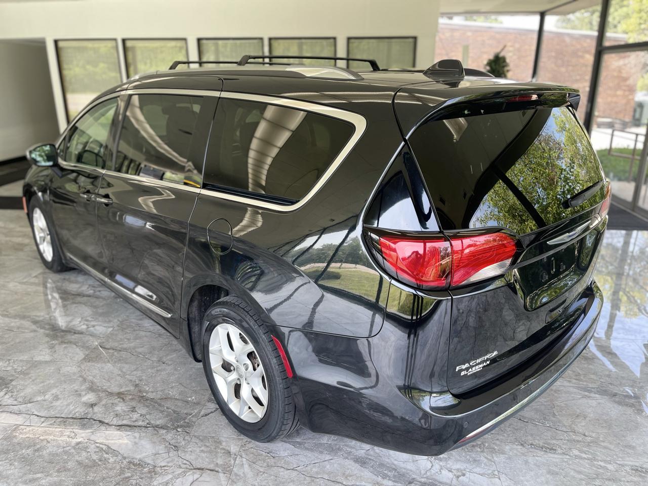 Chrysler Pacifica Limited 2020