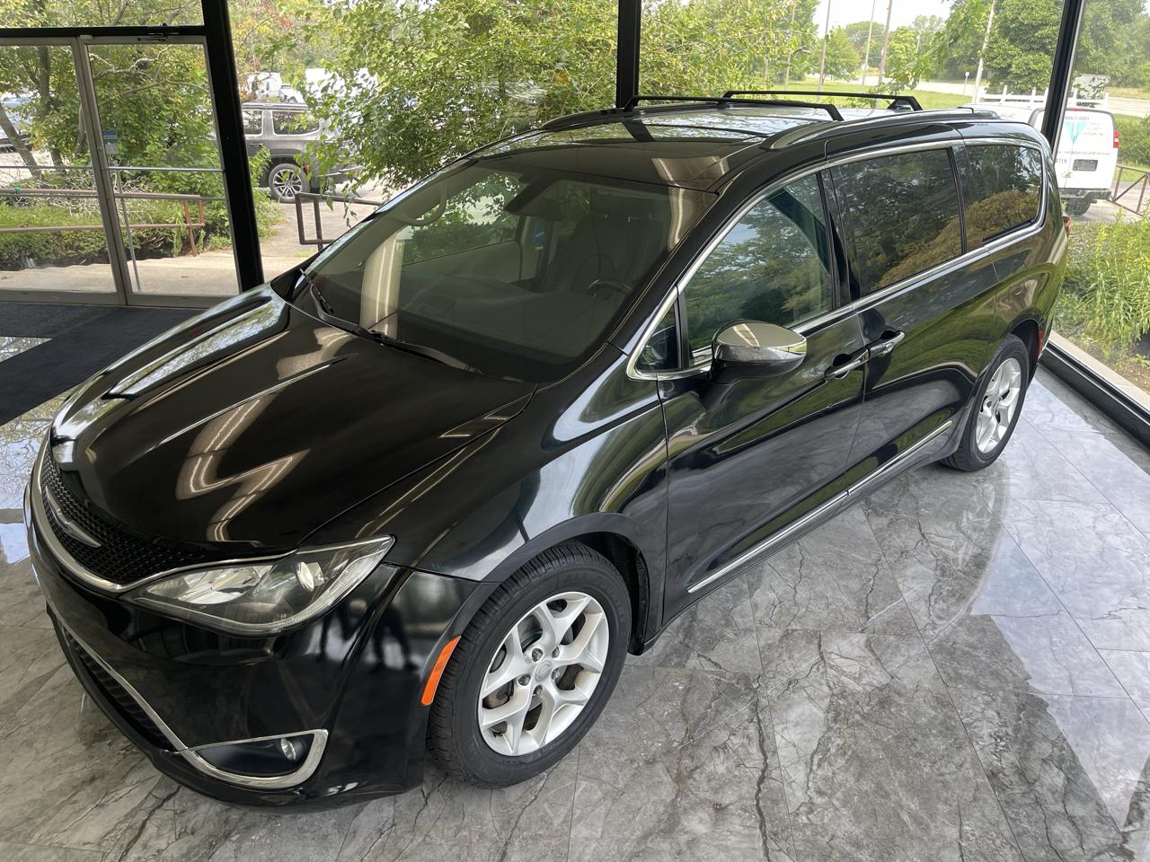 Chrysler Pacifica Limited 2020