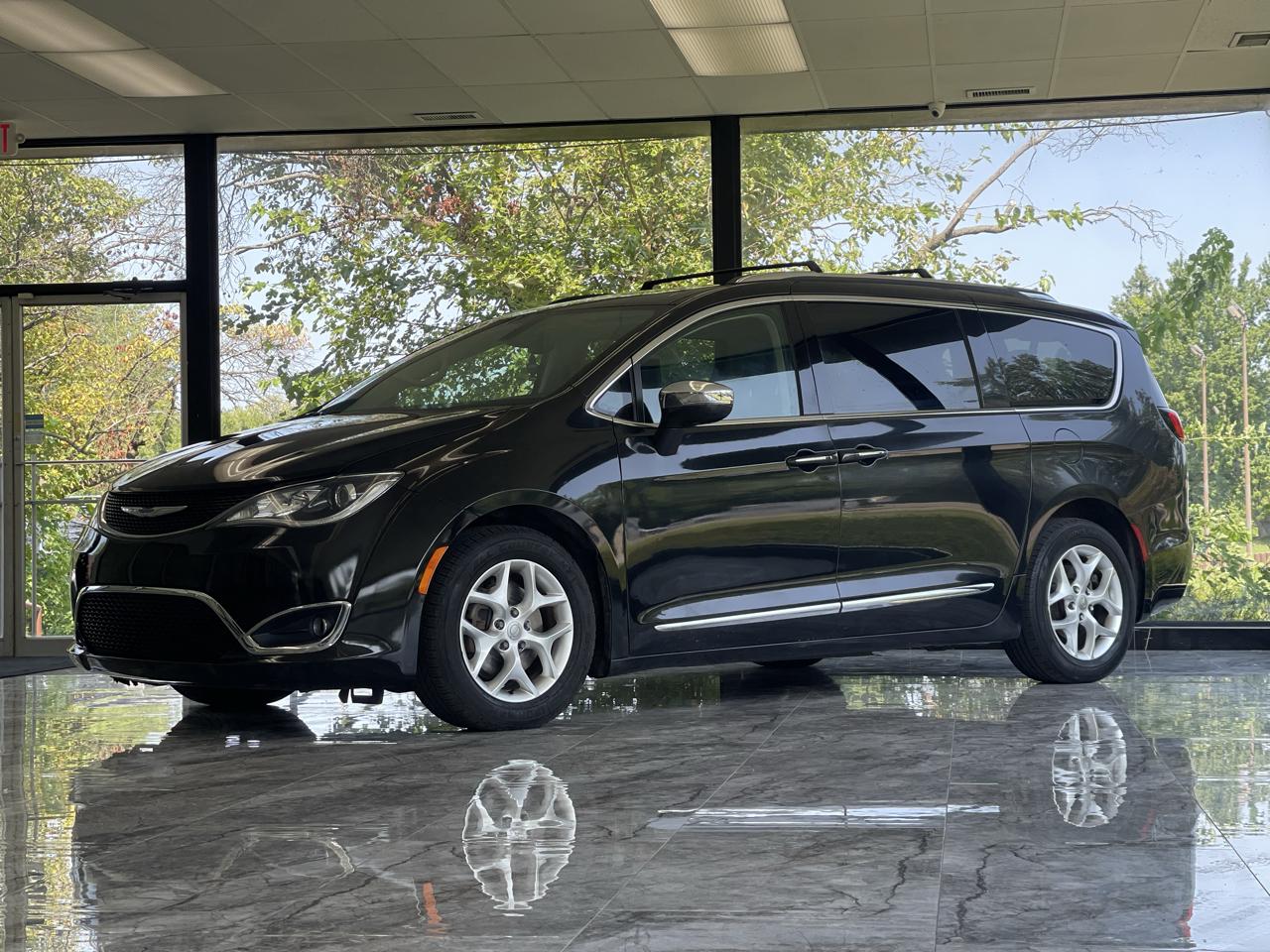 Chrysler Pacifica Limited 2020