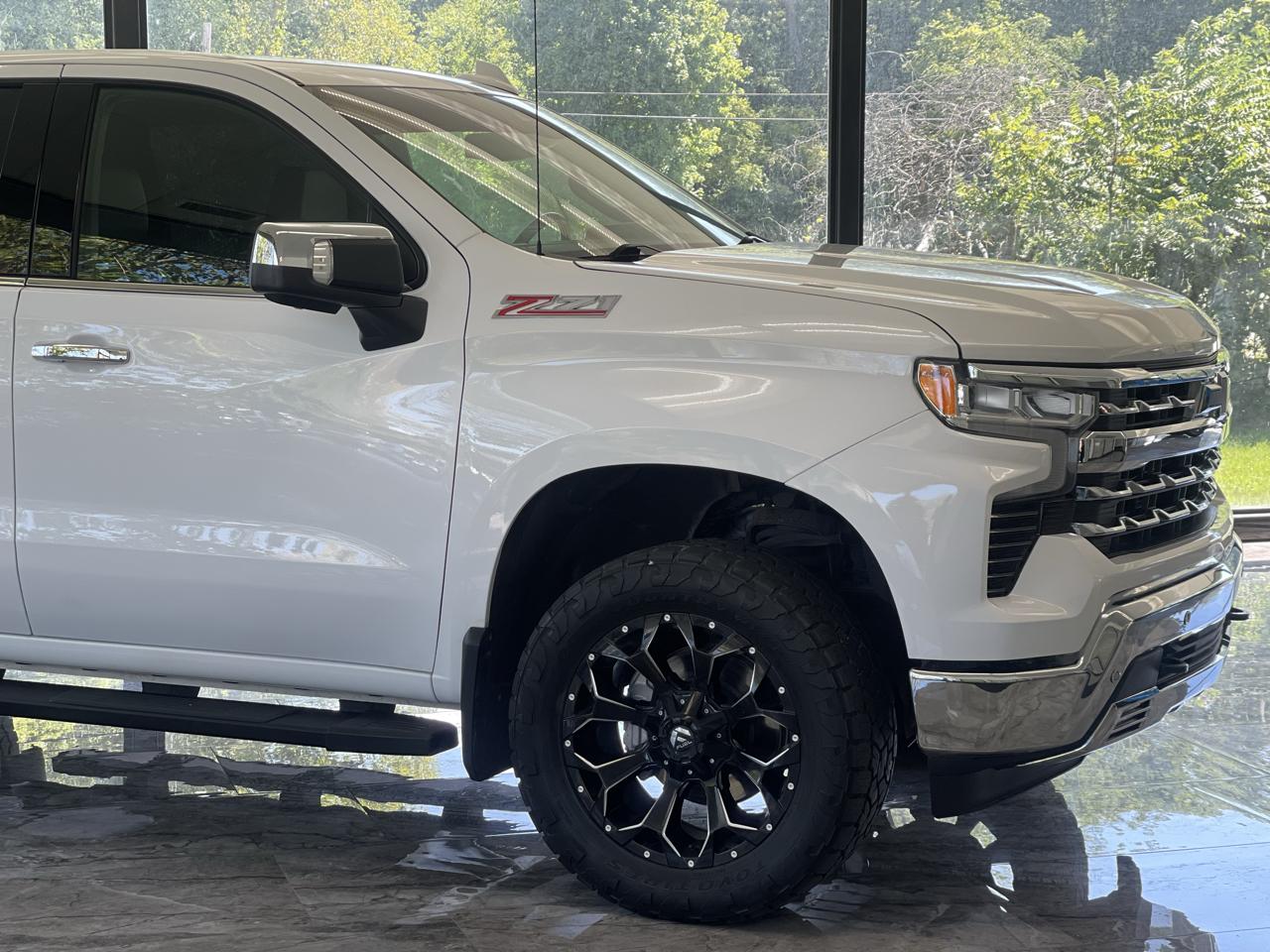 Chevrolet Silverado 1500 LTZ Crew Cab 4WD 2024