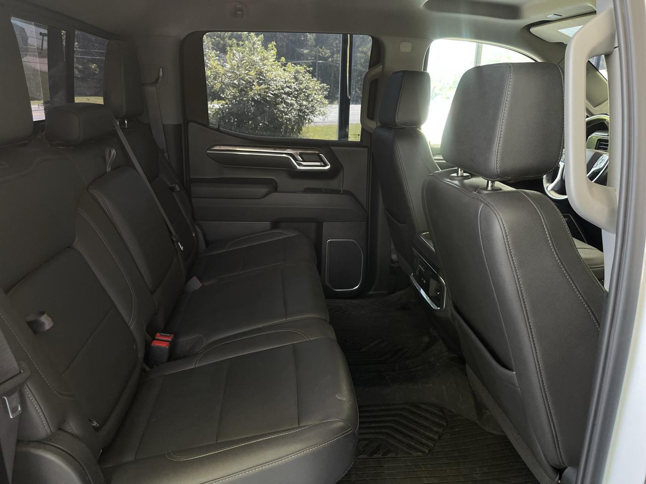 Chevrolet Silverado 1500 LTZ Crew Cab 4WD 2024