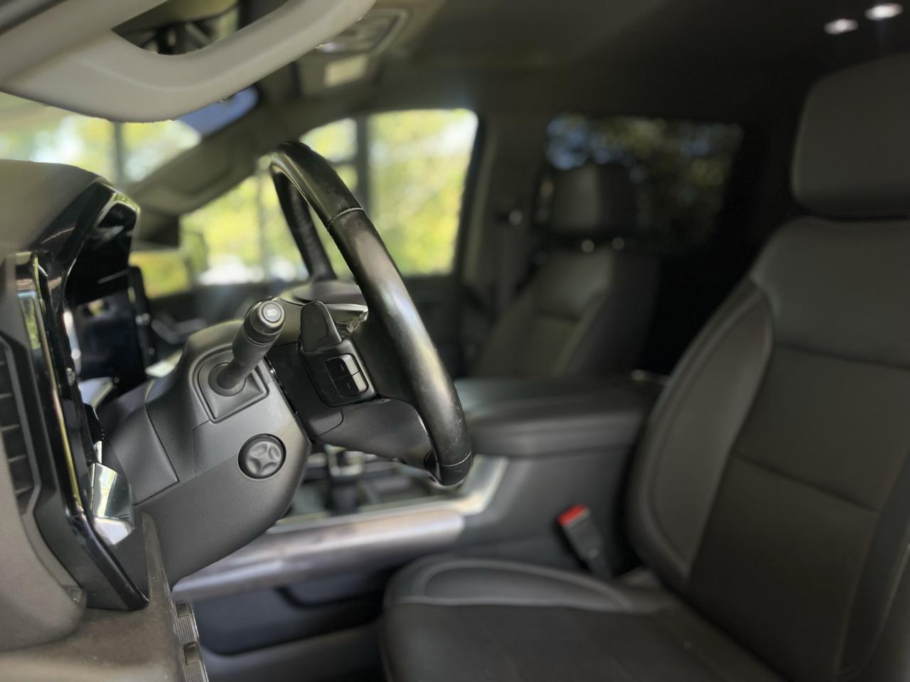 Chevrolet Silverado 1500 LTZ Crew Cab 4WD 2024