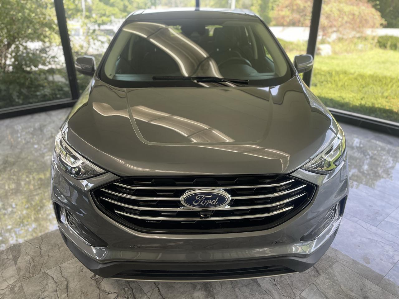 Ford Edge Titanium 2023