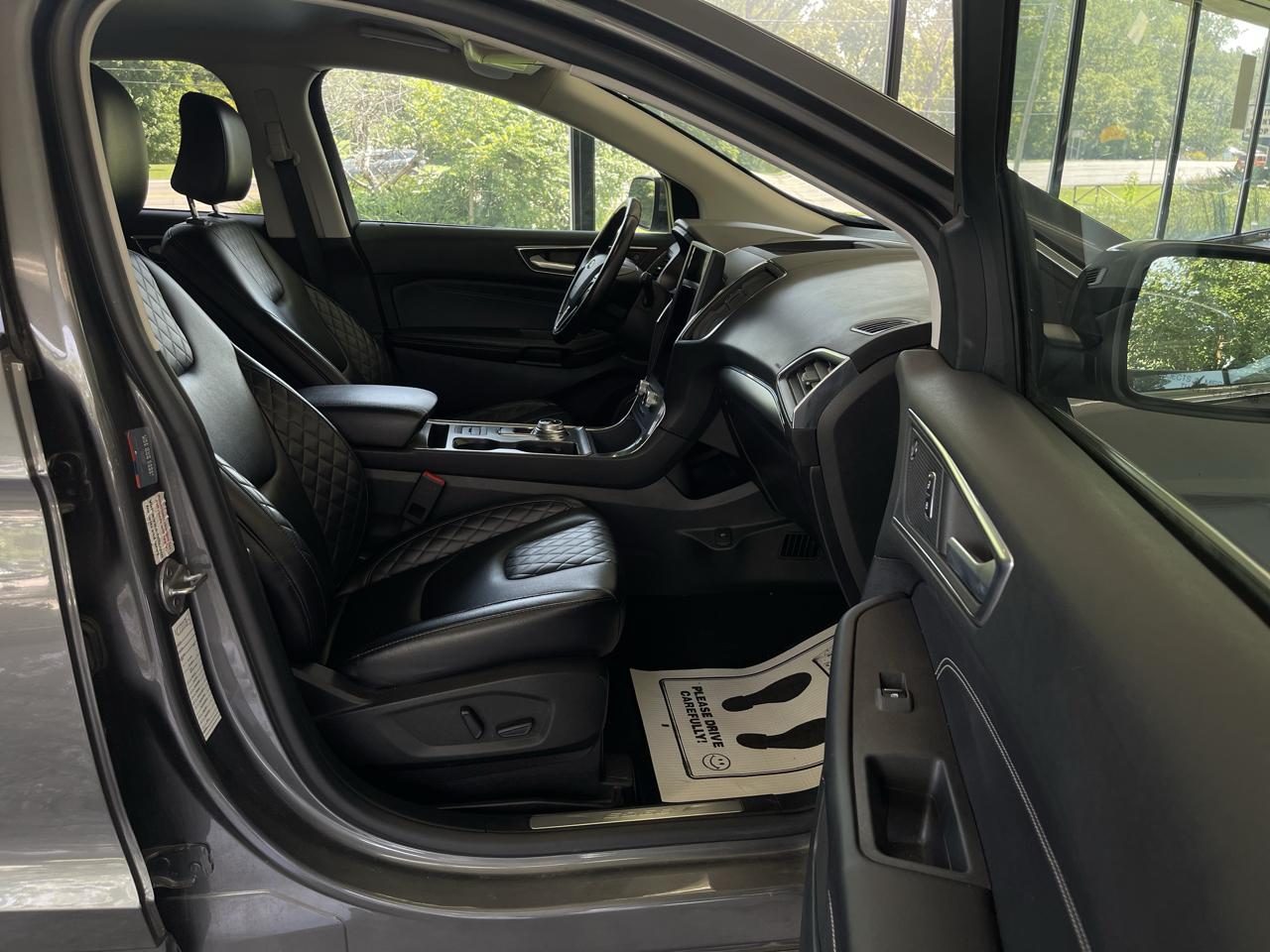 Ford Edge Titanium 2023