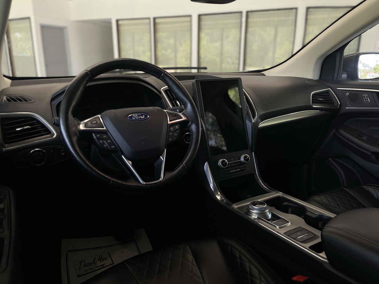 Ford Edge Titanium 2023