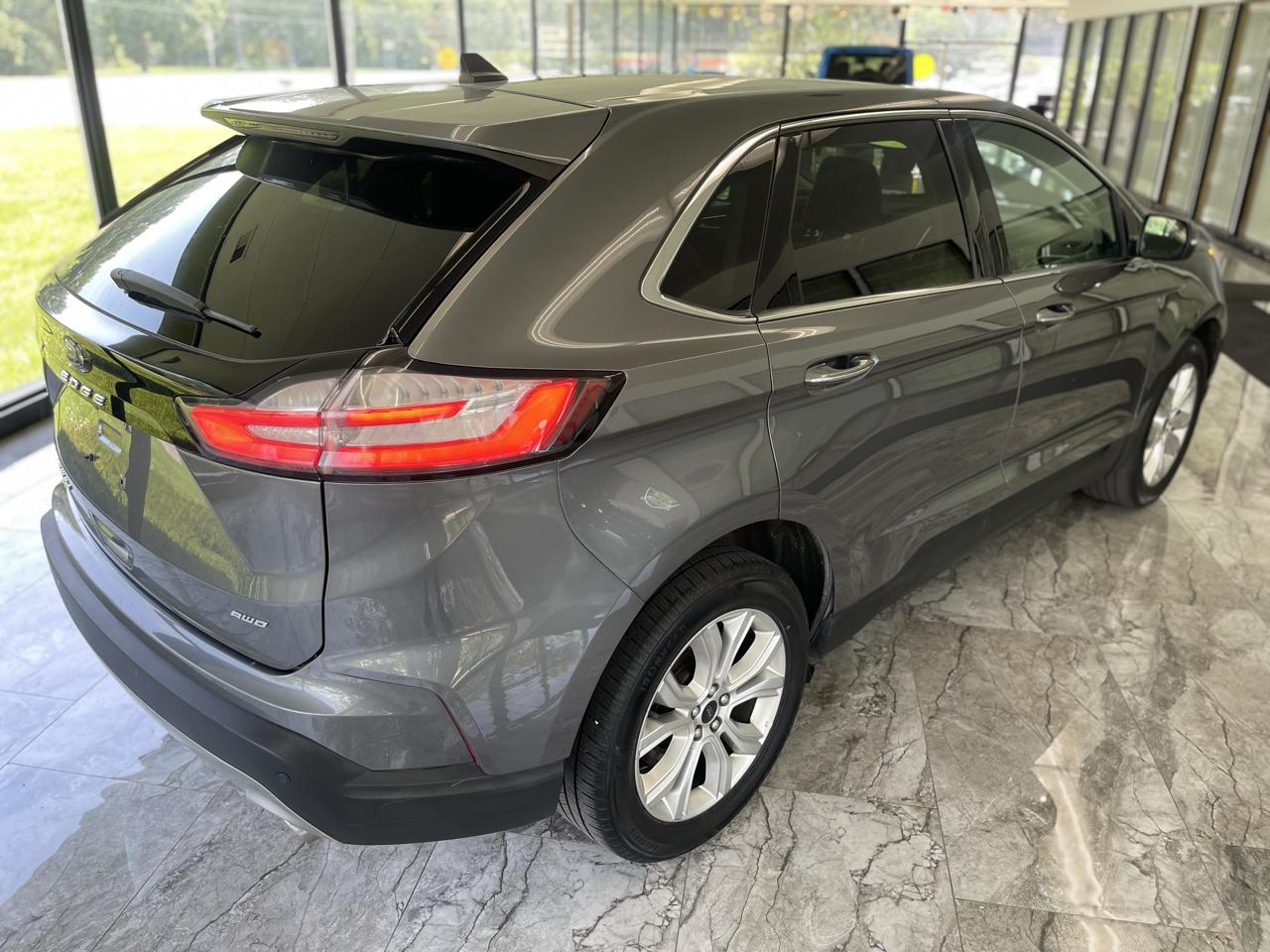 Ford Edge Titanium 2023