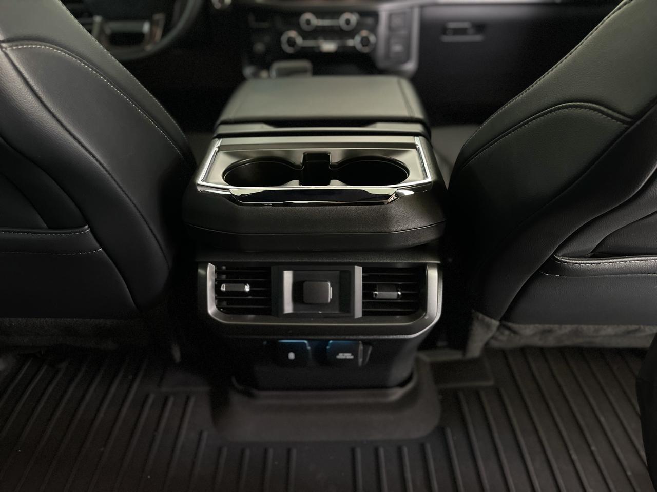 Ford F-150 XLT SuperCrew 4WD 2024