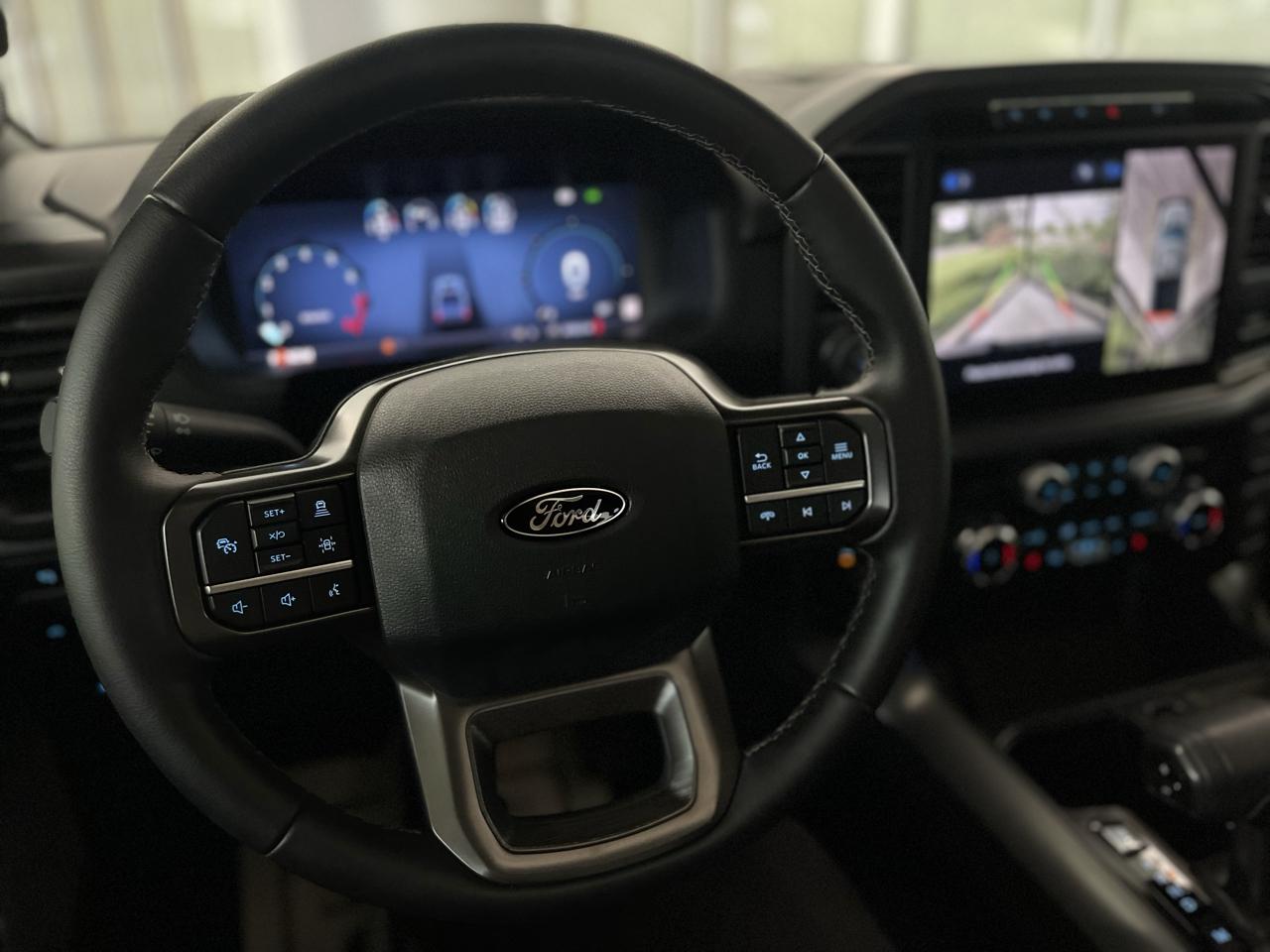 Ford F-150 XLT SuperCrew 4WD 2024