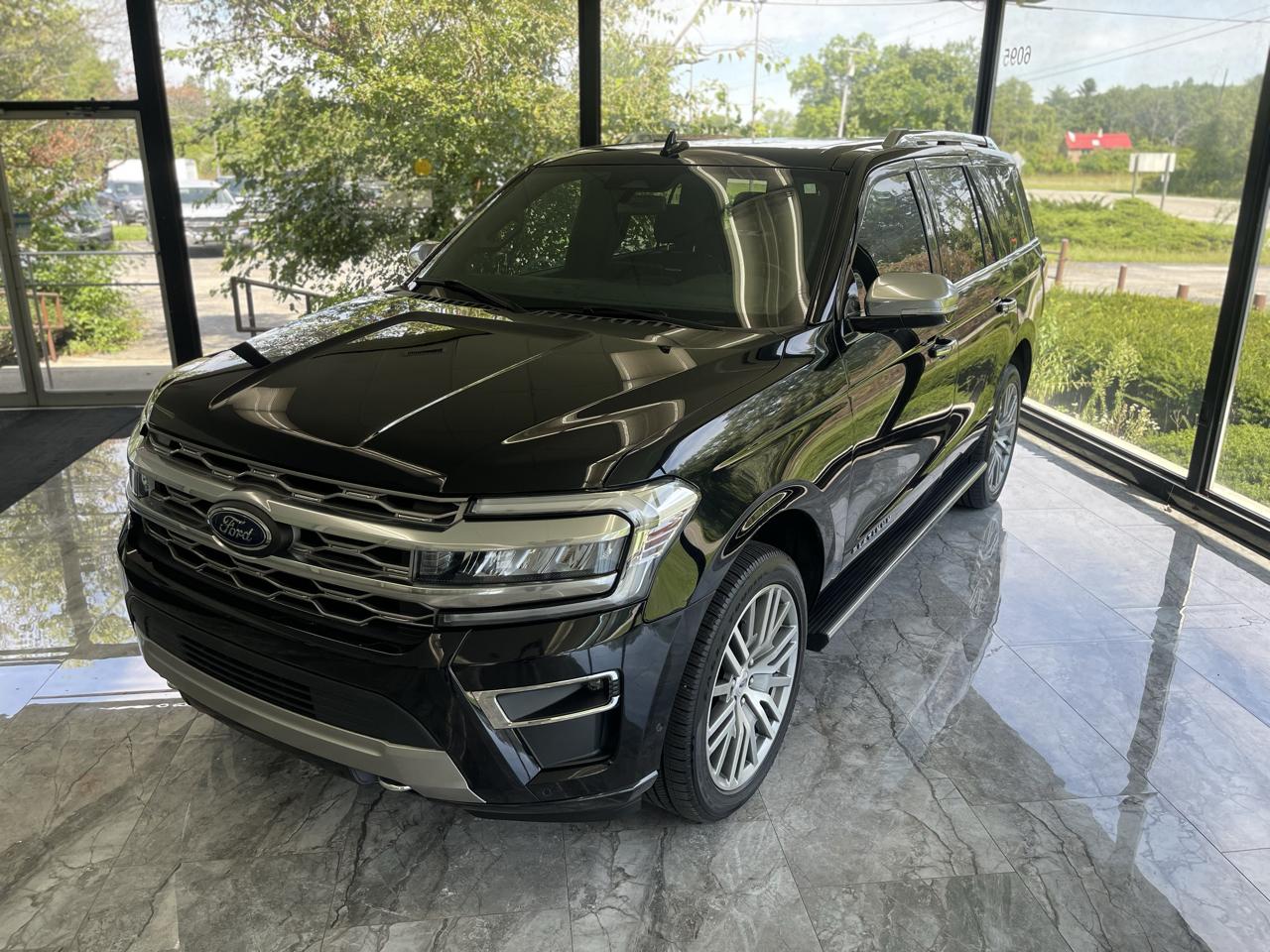 Ford Expedition Platinum 4WD 2022