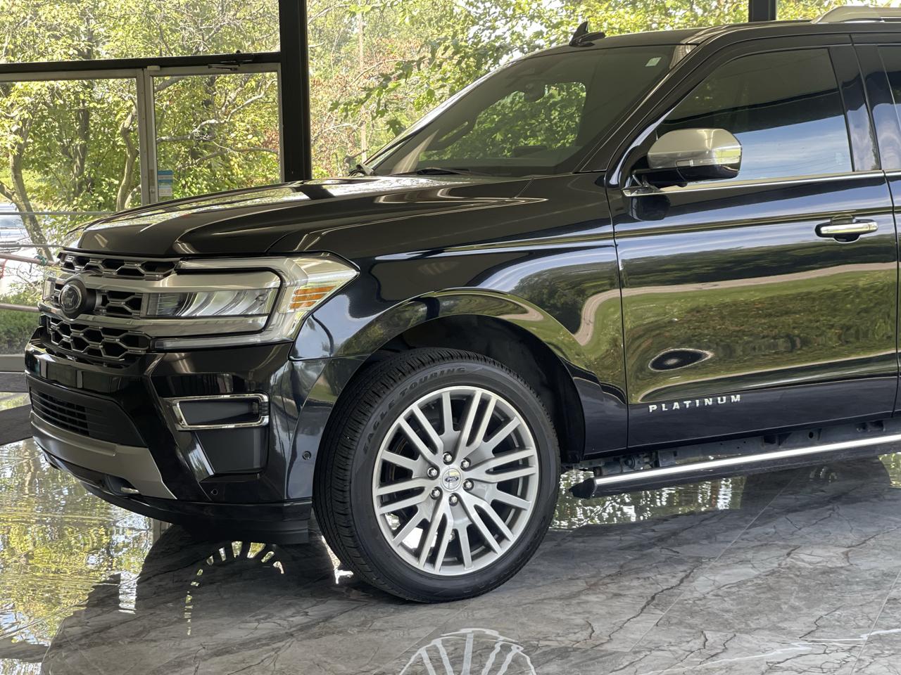 Ford Expedition Platinum 4WD 2022