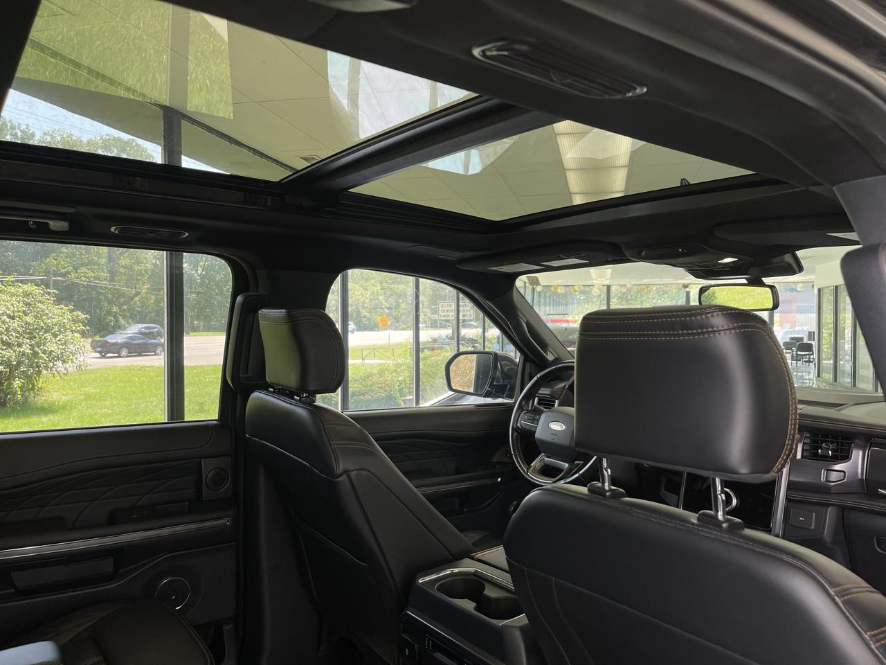 Ford Expedition Platinum 4WD 2022