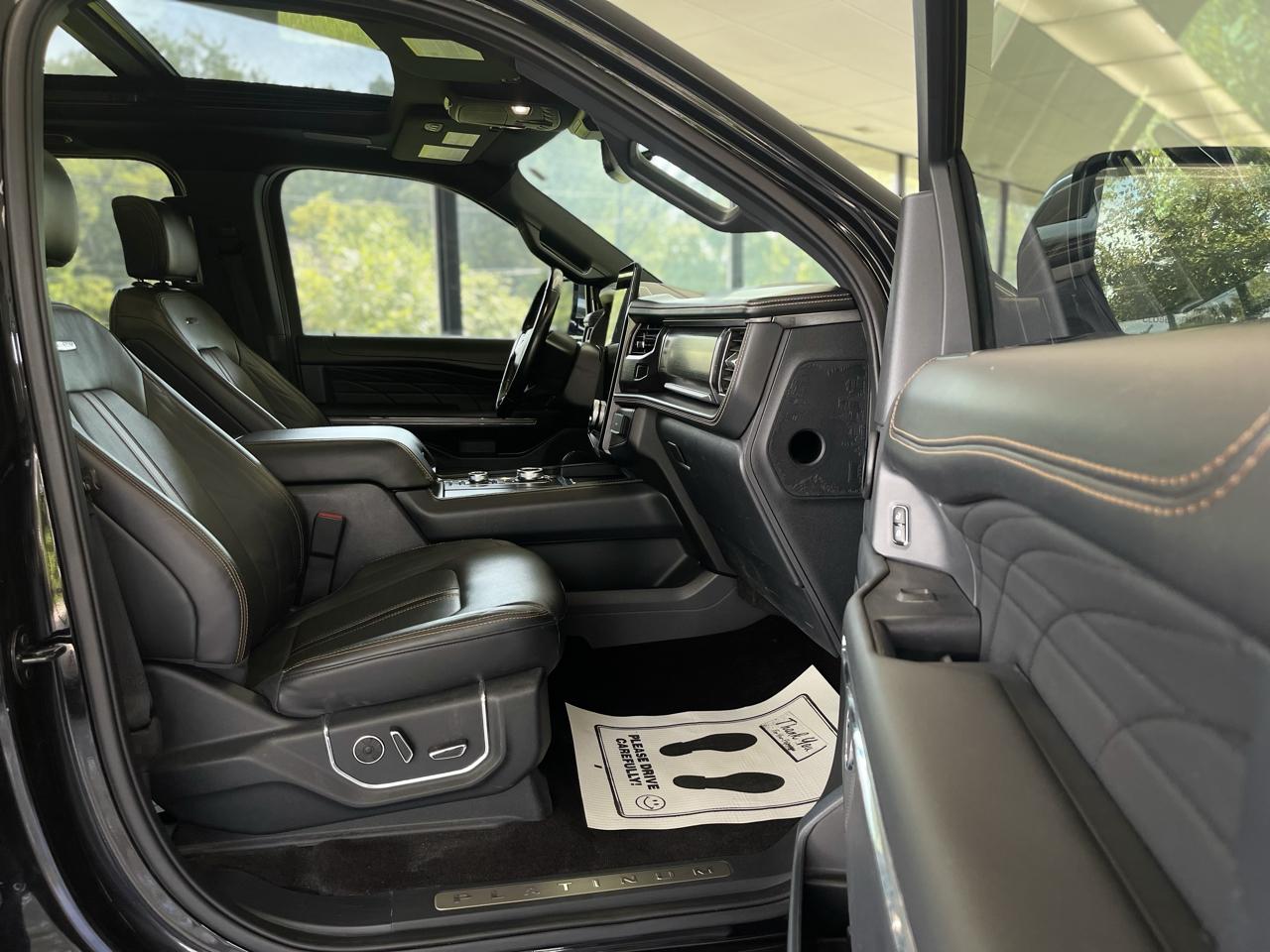 Ford Expedition Platinum 4WD 2022