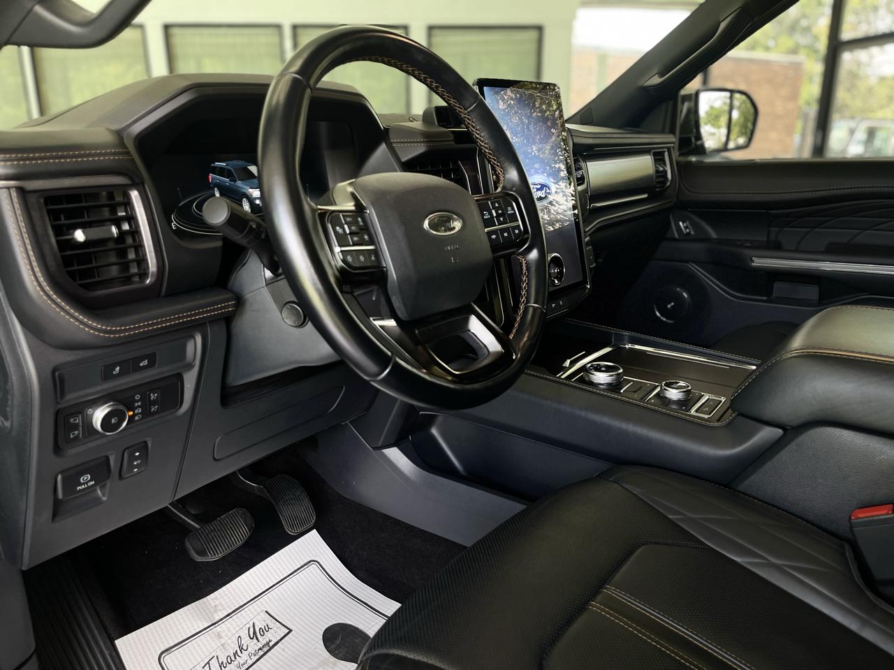 Ford Expedition Platinum 4WD 2022