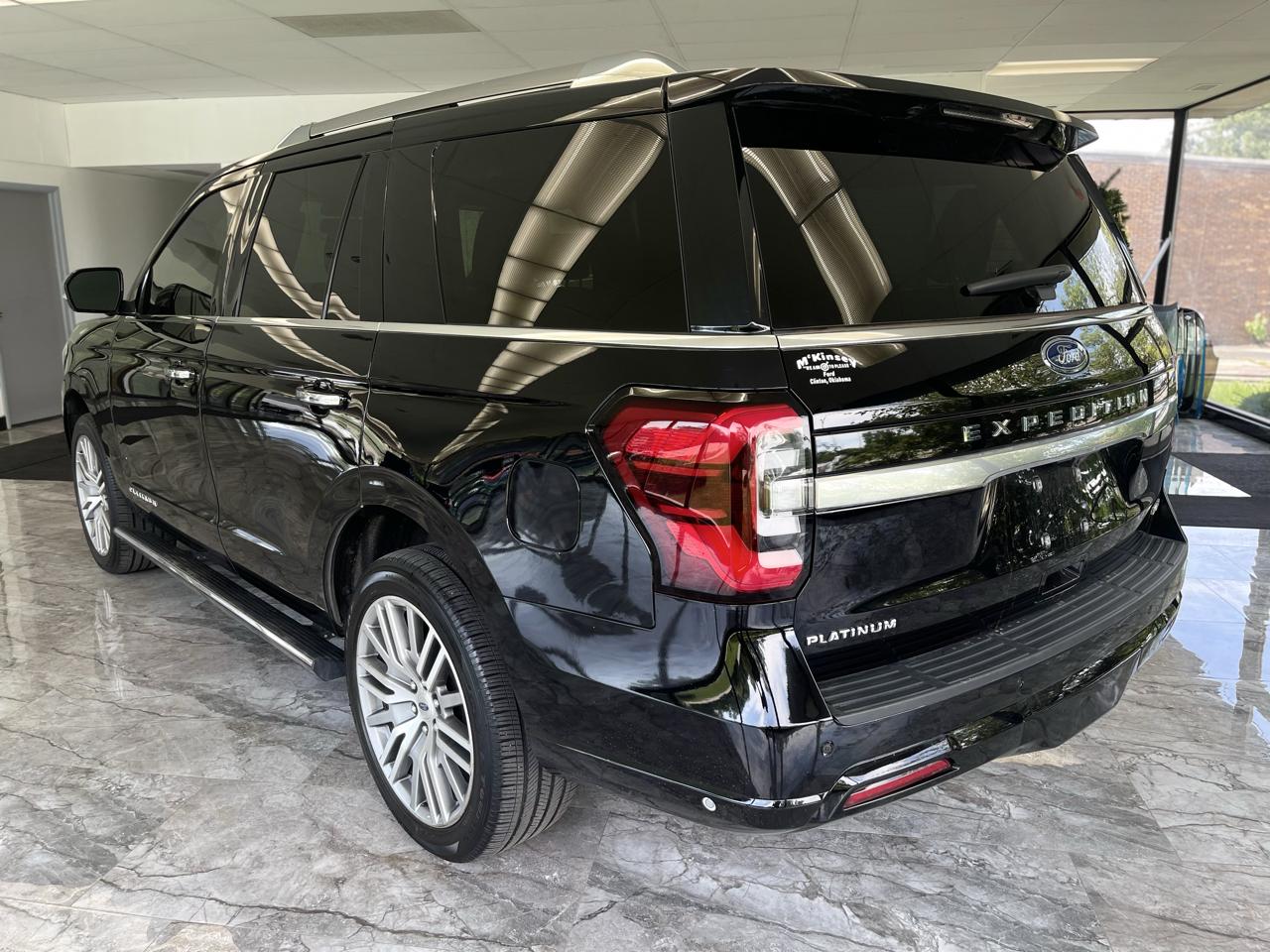 Ford Expedition Platinum 4WD 2022