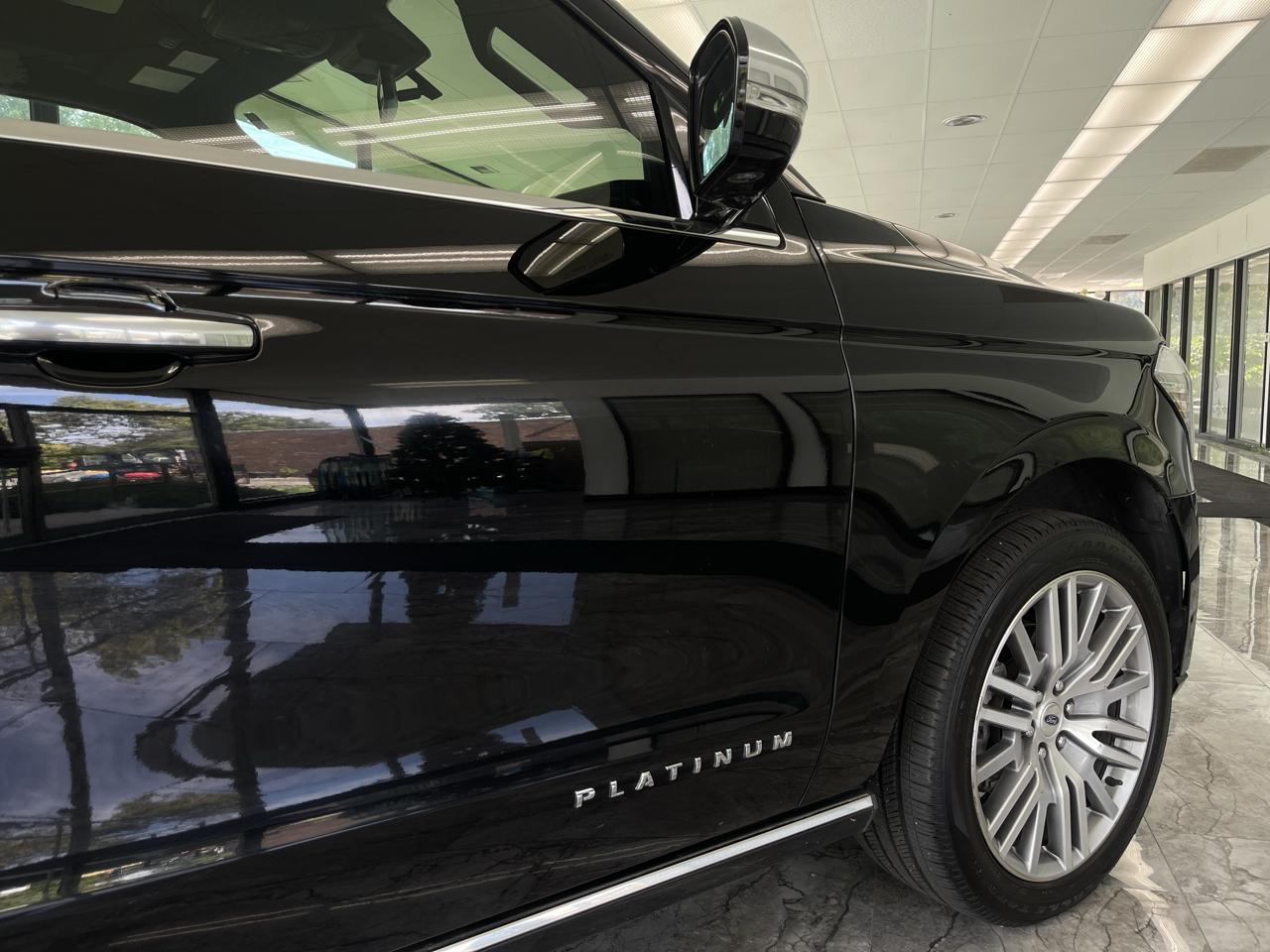 Ford Expedition Platinum 4WD 2022