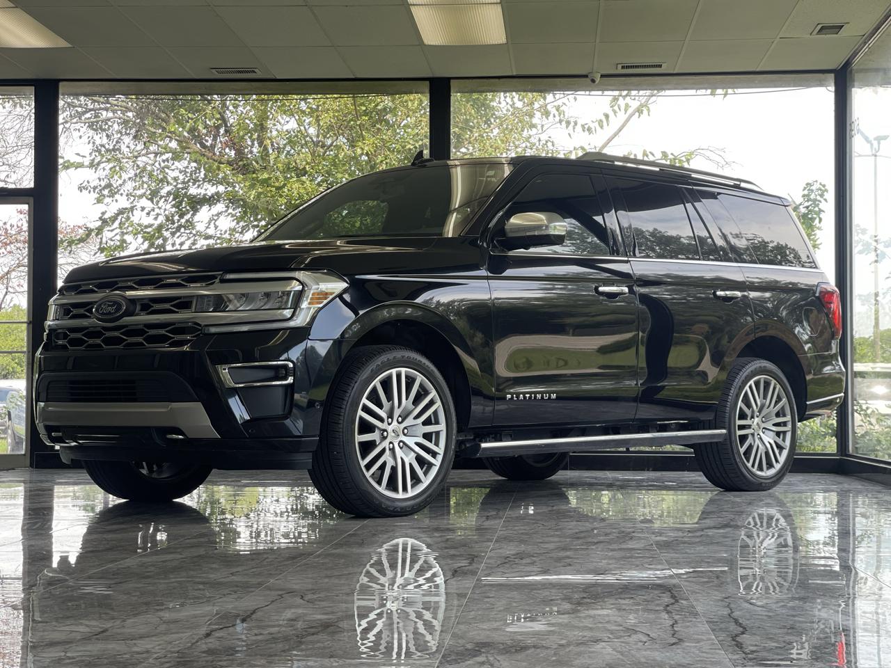 Ford Expedition Platinum 4WD 2022