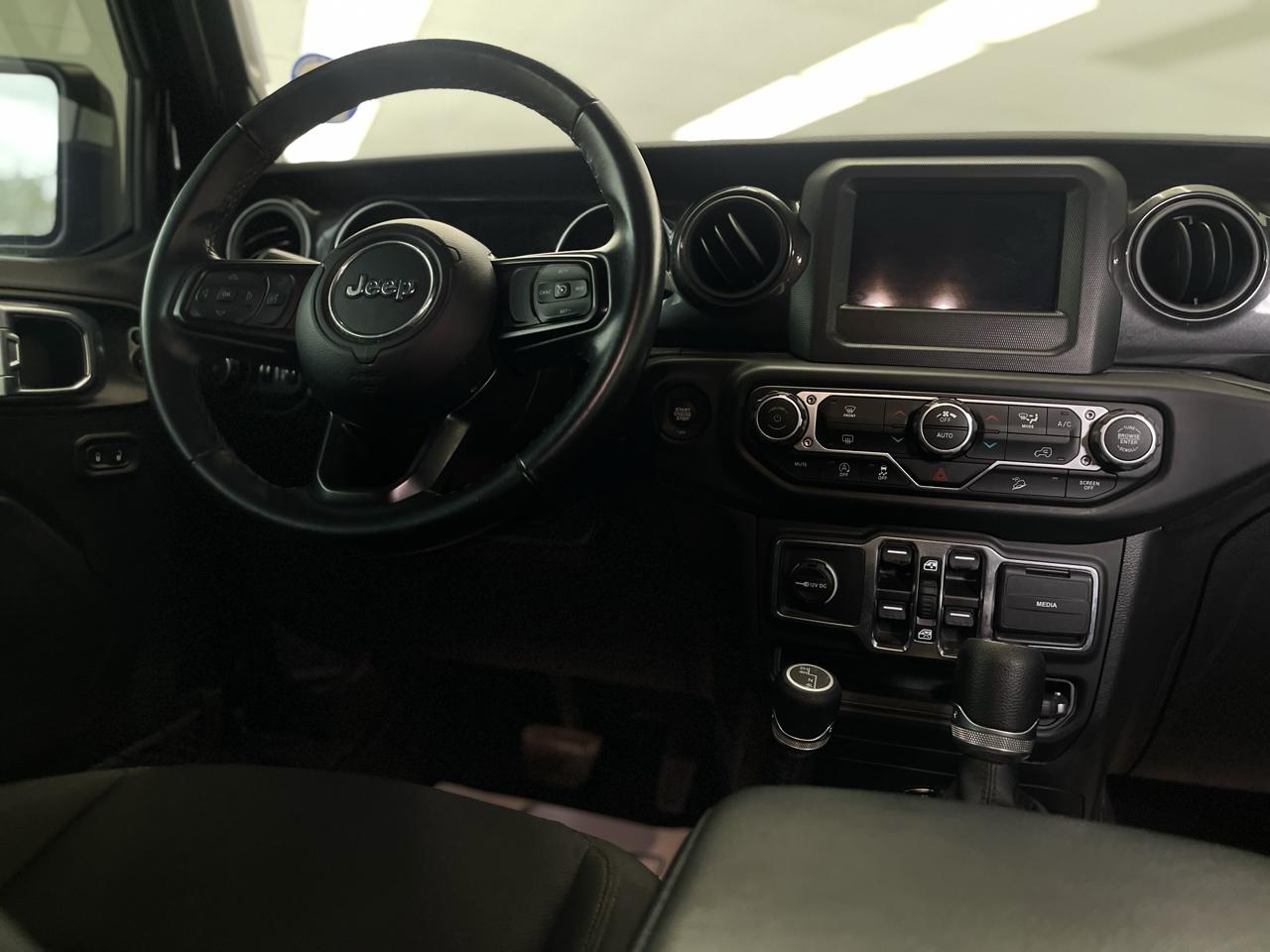 Jeep Wrangler Unlimited Sport 2021