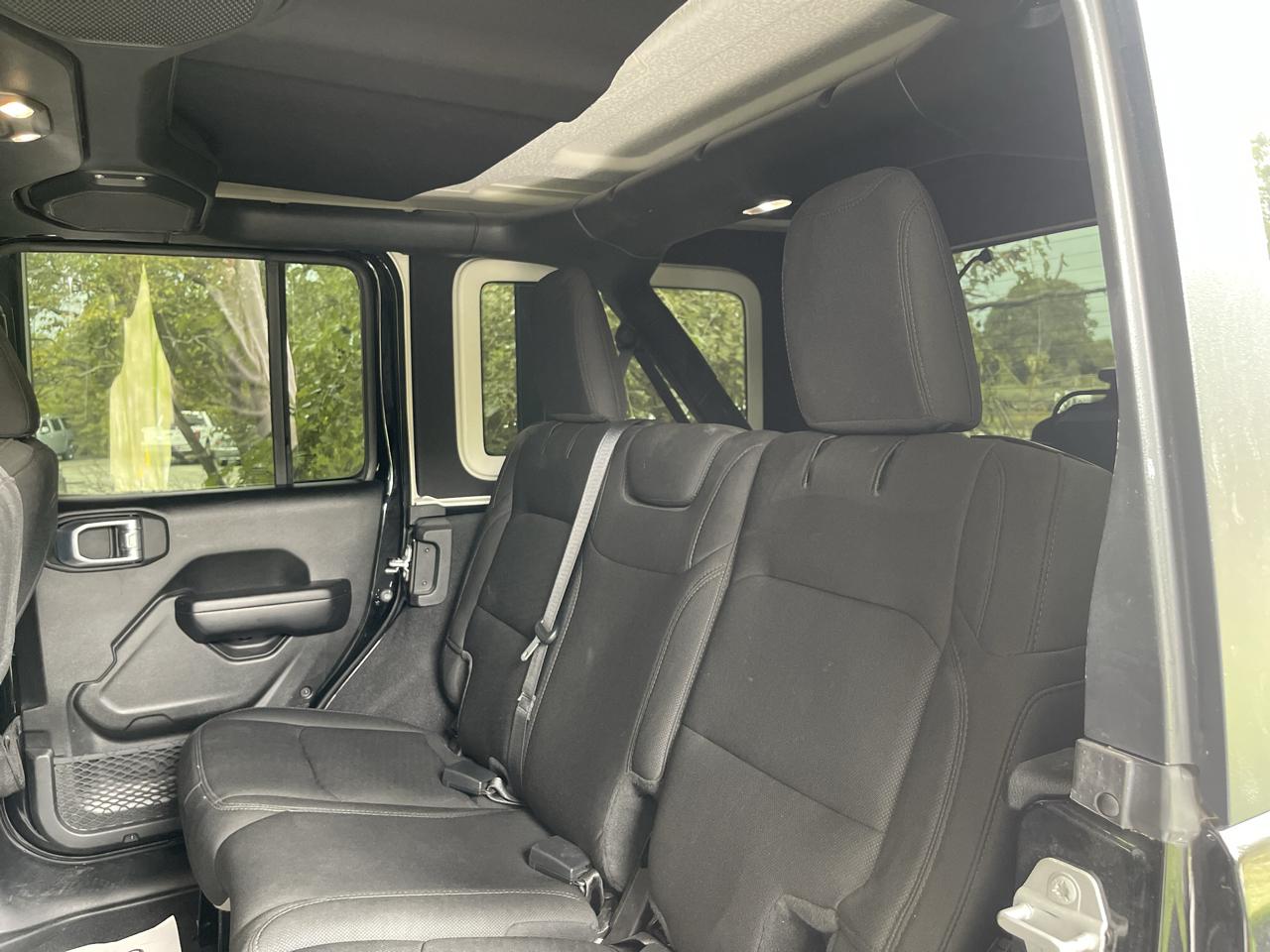 Jeep Wrangler Unlimited Sport 2021