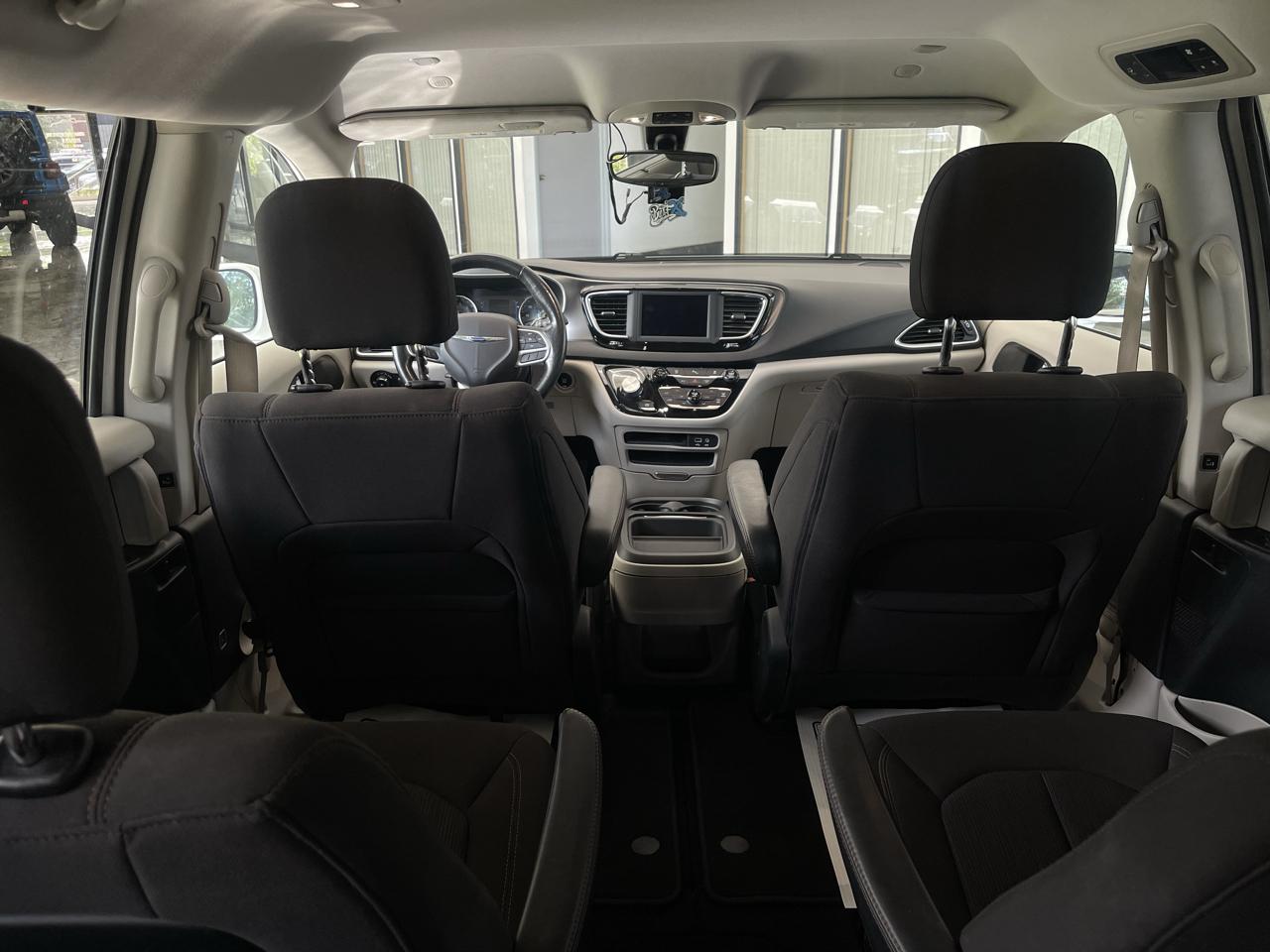 Chrysler Pacifica Touring Plus 2020
