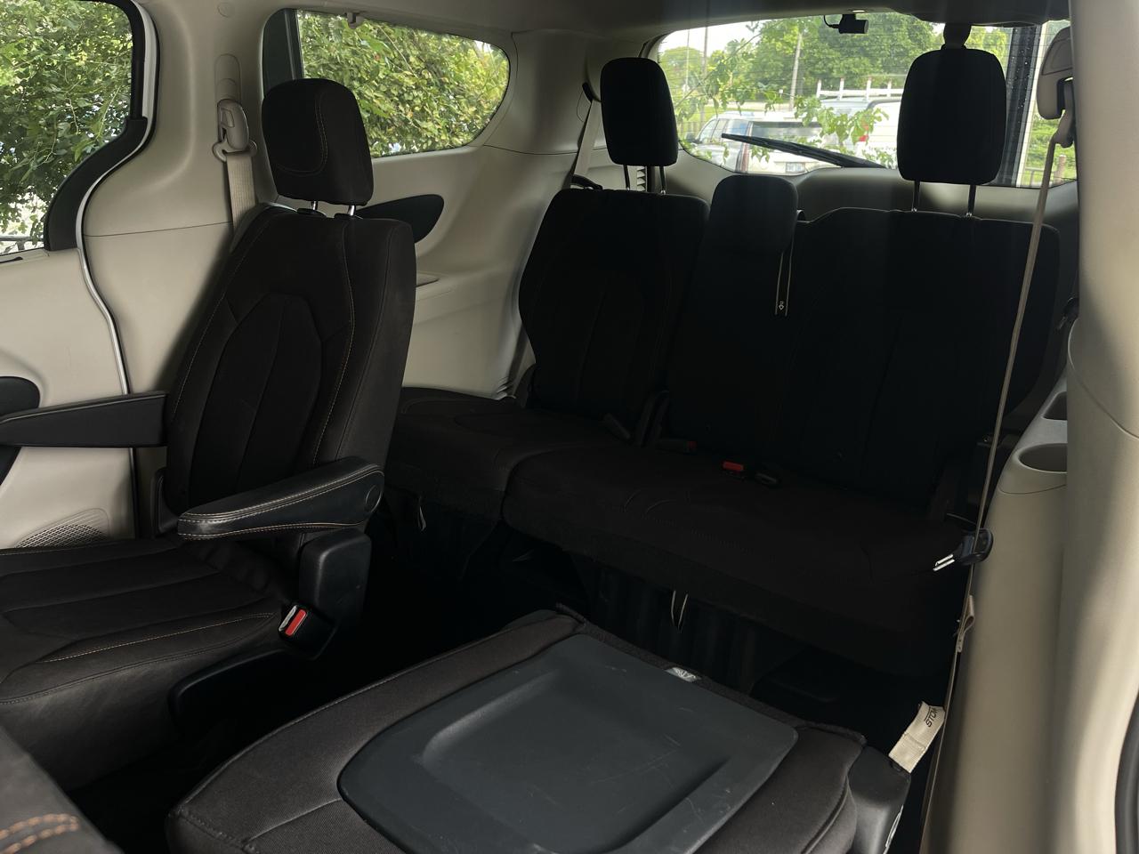 Chrysler Pacifica Touring Plus 2020
