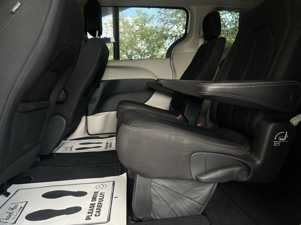 Chrysler Pacifica Touring Plus 2020