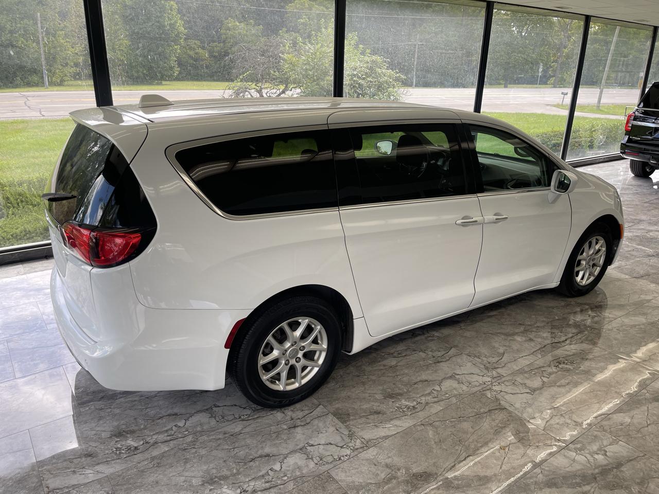Chrysler Pacifica Touring Plus 2020