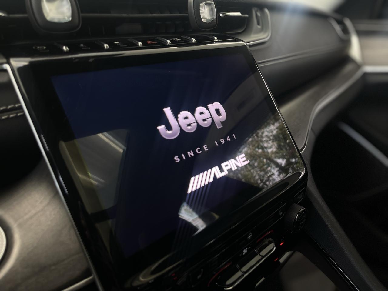 Jeep Grand Cherokee L Limited 4WD 2022