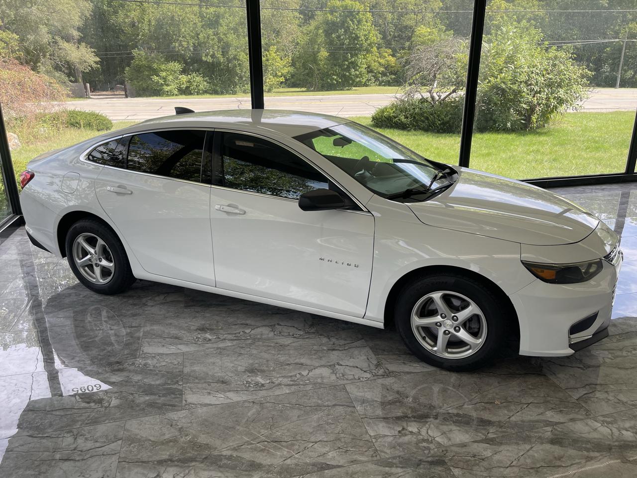 Chevrolet Malibu LS 2017