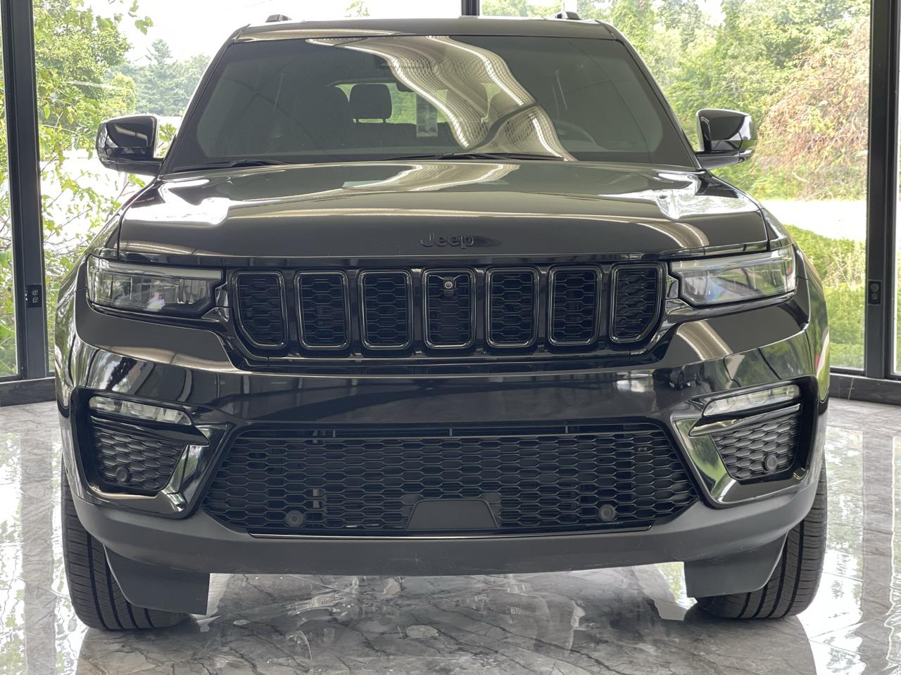 Jeep Grand Cherokee L Limited 4WD 2024