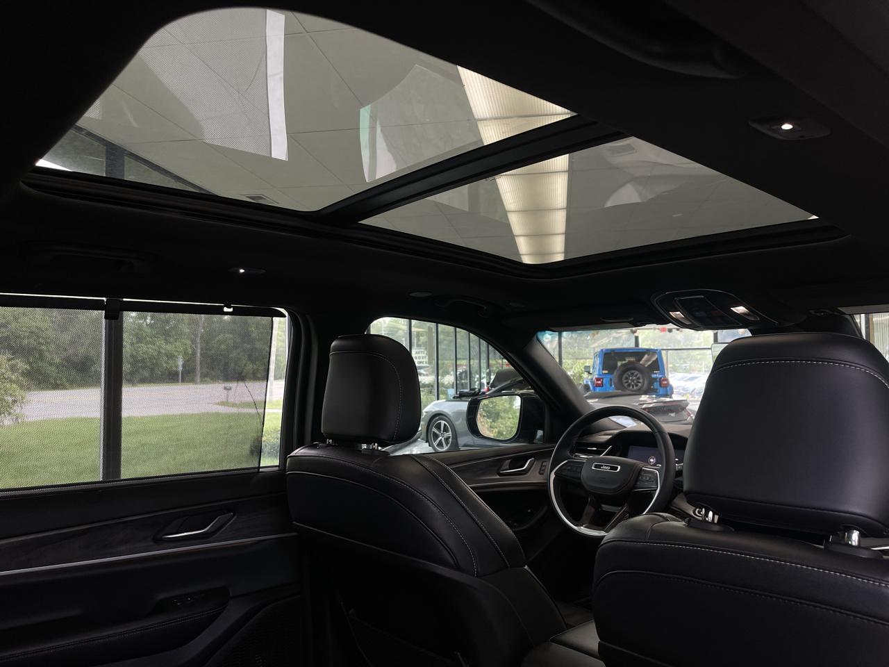 Jeep Grand Cherokee L Limited 4WD 2024