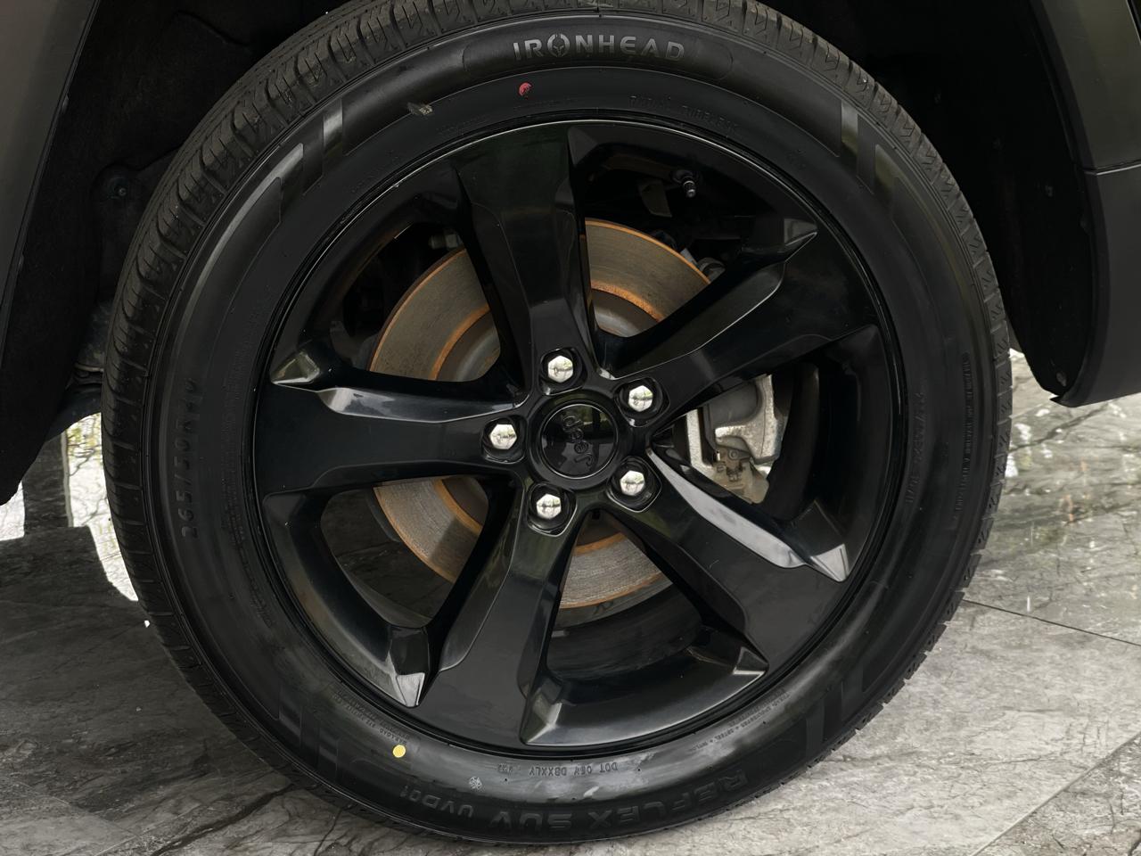 Jeep Grand Cherokee L Limited 4WD 2024
