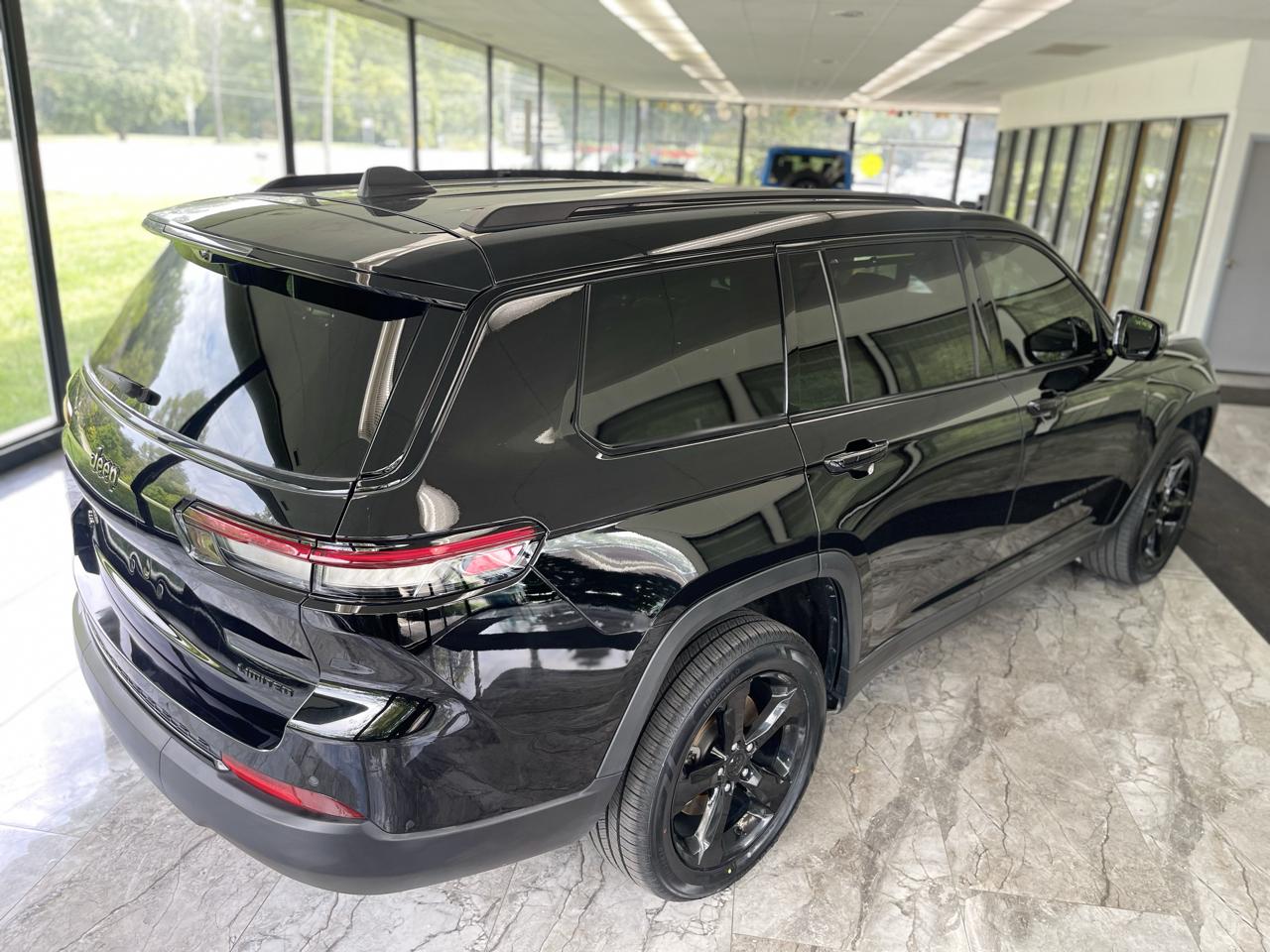 Jeep Grand Cherokee L Limited 4WD 2024