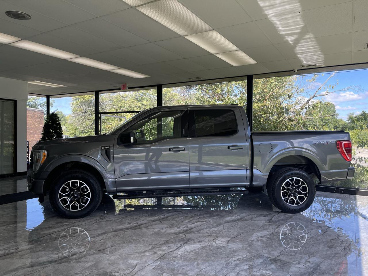 Ford F-150 XL SuperCrew 6.5-ft. Bed 4WD 2022