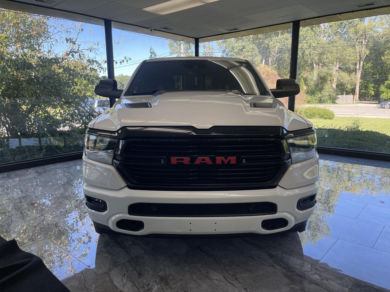 RAM 1500 Laramie Crew Cab SWB 4WD 2022