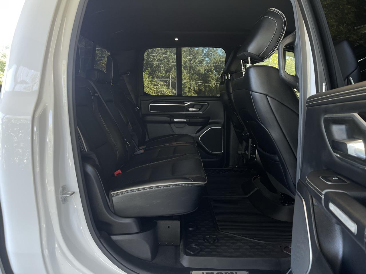 RAM 1500 Laramie Crew Cab SWB 4WD 2022