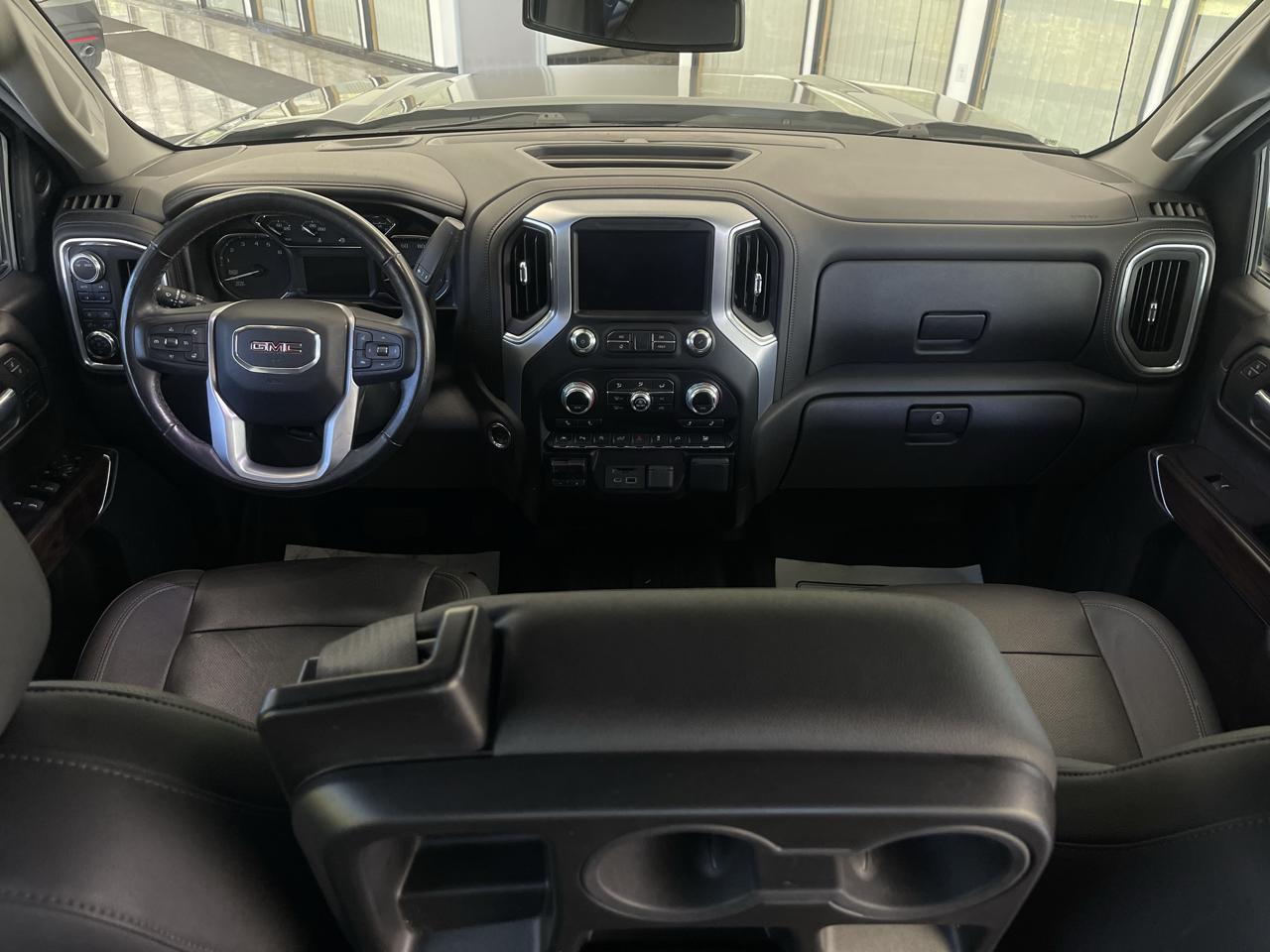 GMC Sierra 1500 SLT Crew Cab Short Box 4WD 2021