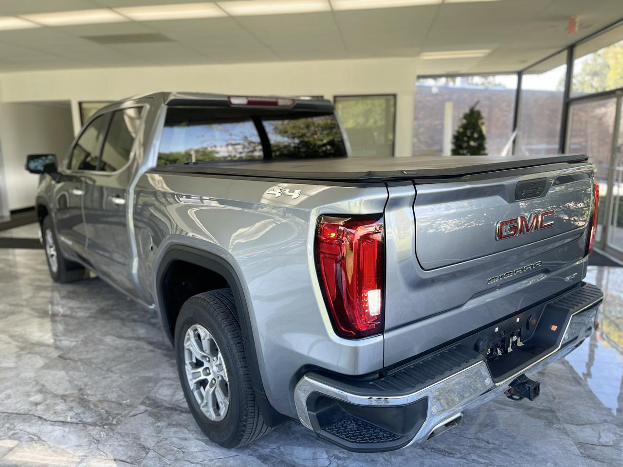 GMC Sierra 1500 SLT Crew Cab Short Box 4WD 2021