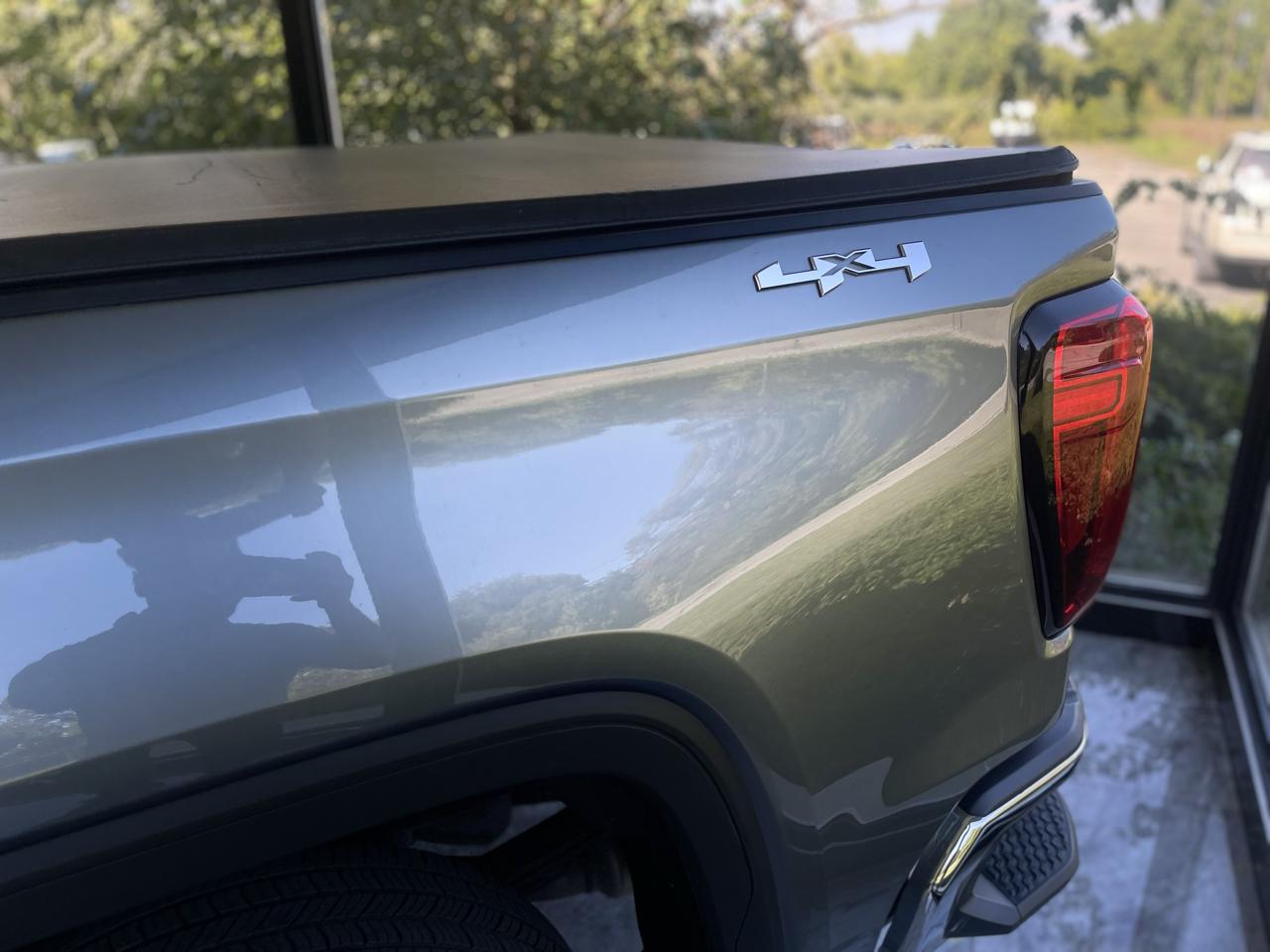 GMC Sierra 1500 SLT Crew Cab Short Box 4WD 2021