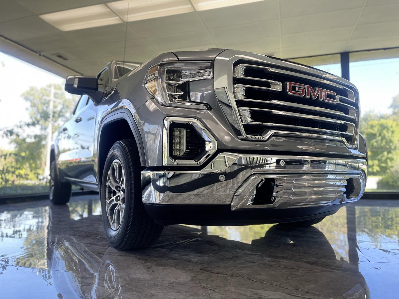 GMC Sierra 1500 SLT Crew Cab Short Box 4WD 2021