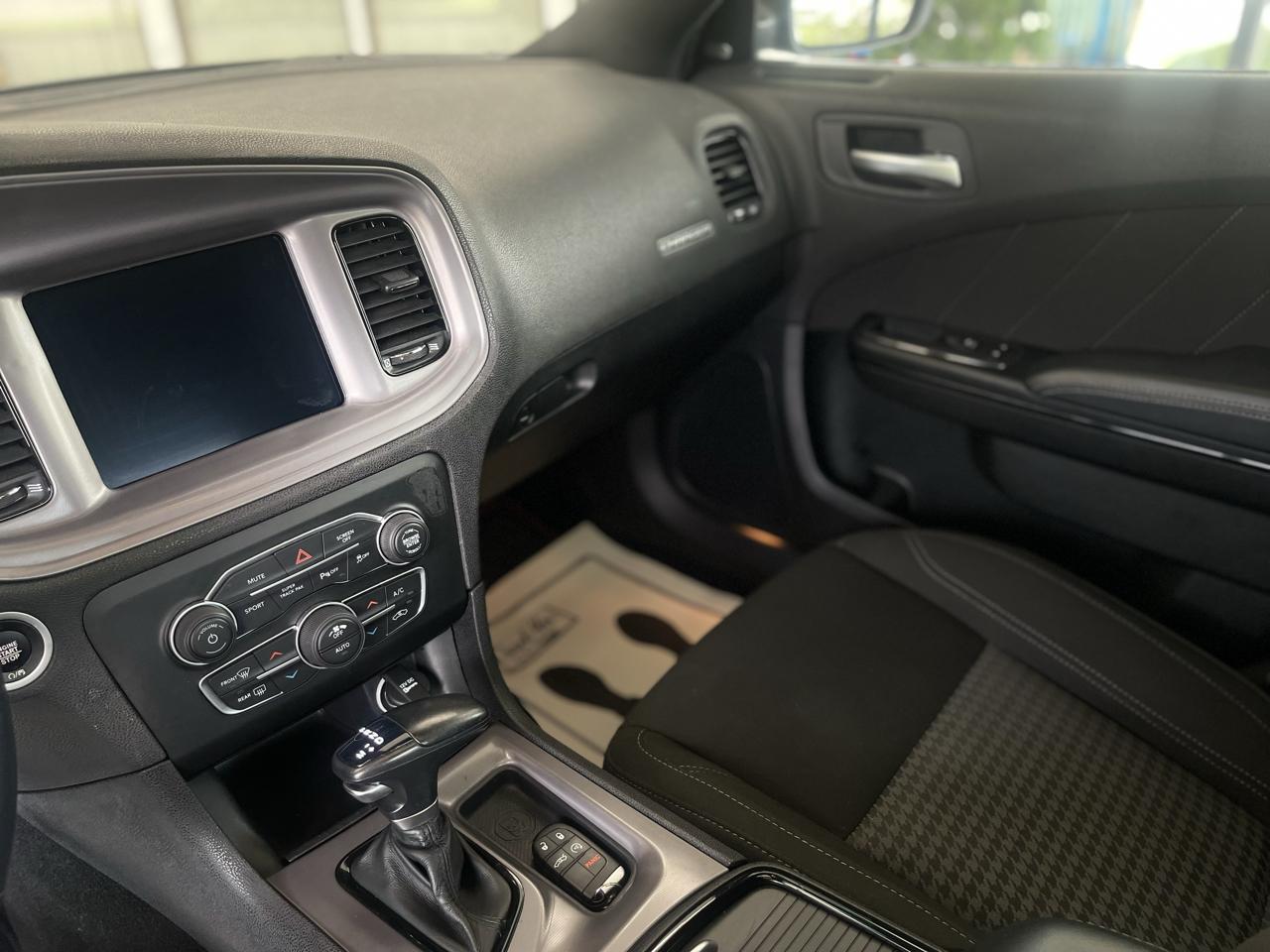 Dodge Charger SXT AWD 2023