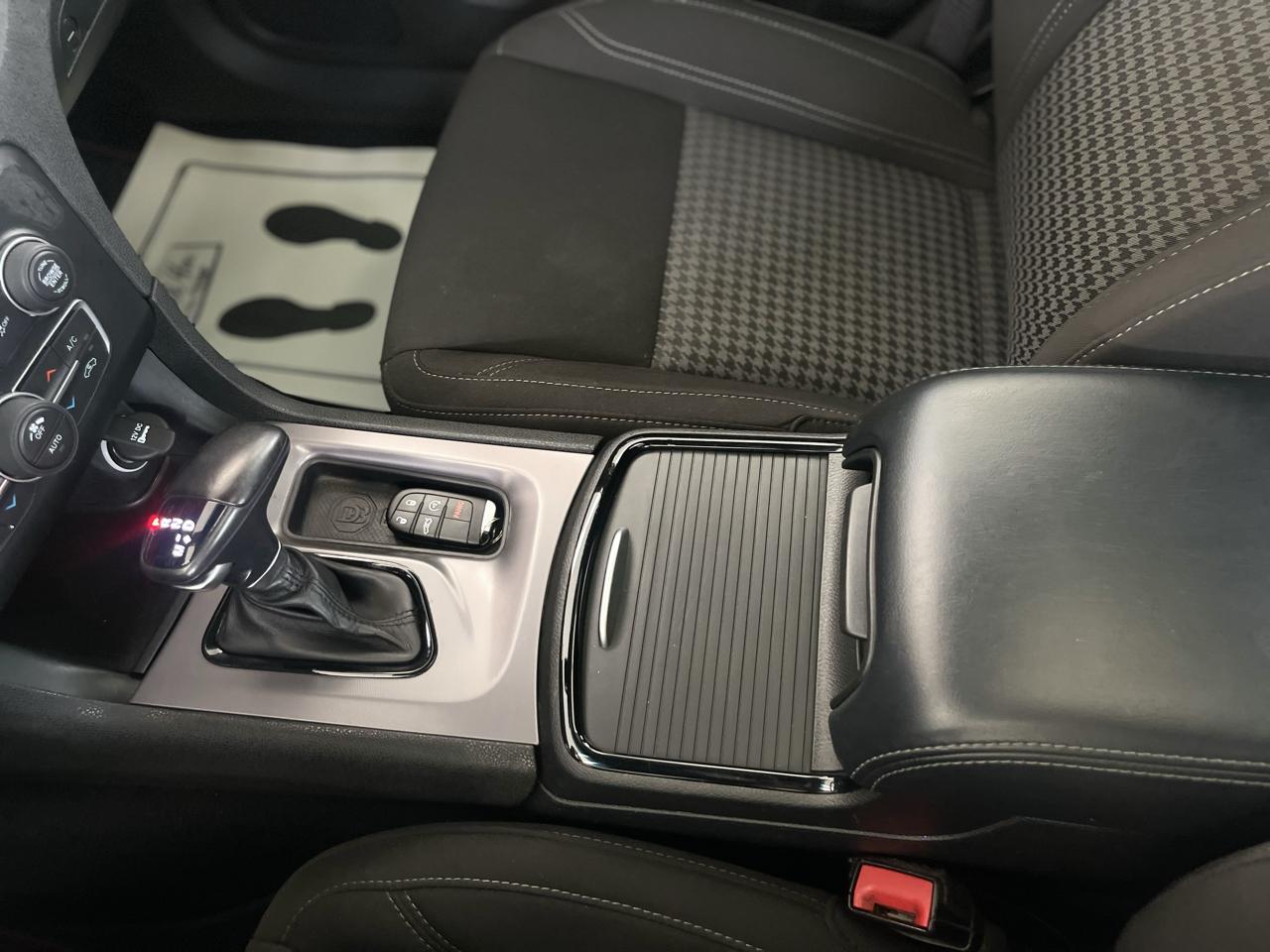 Dodge Charger SXT AWD 2023