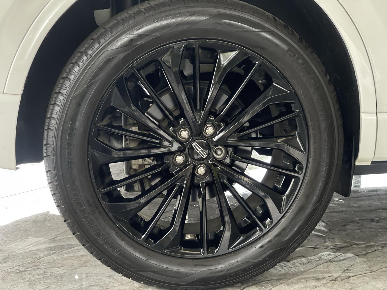 Lincoln Corsair Reserve AWD 2024