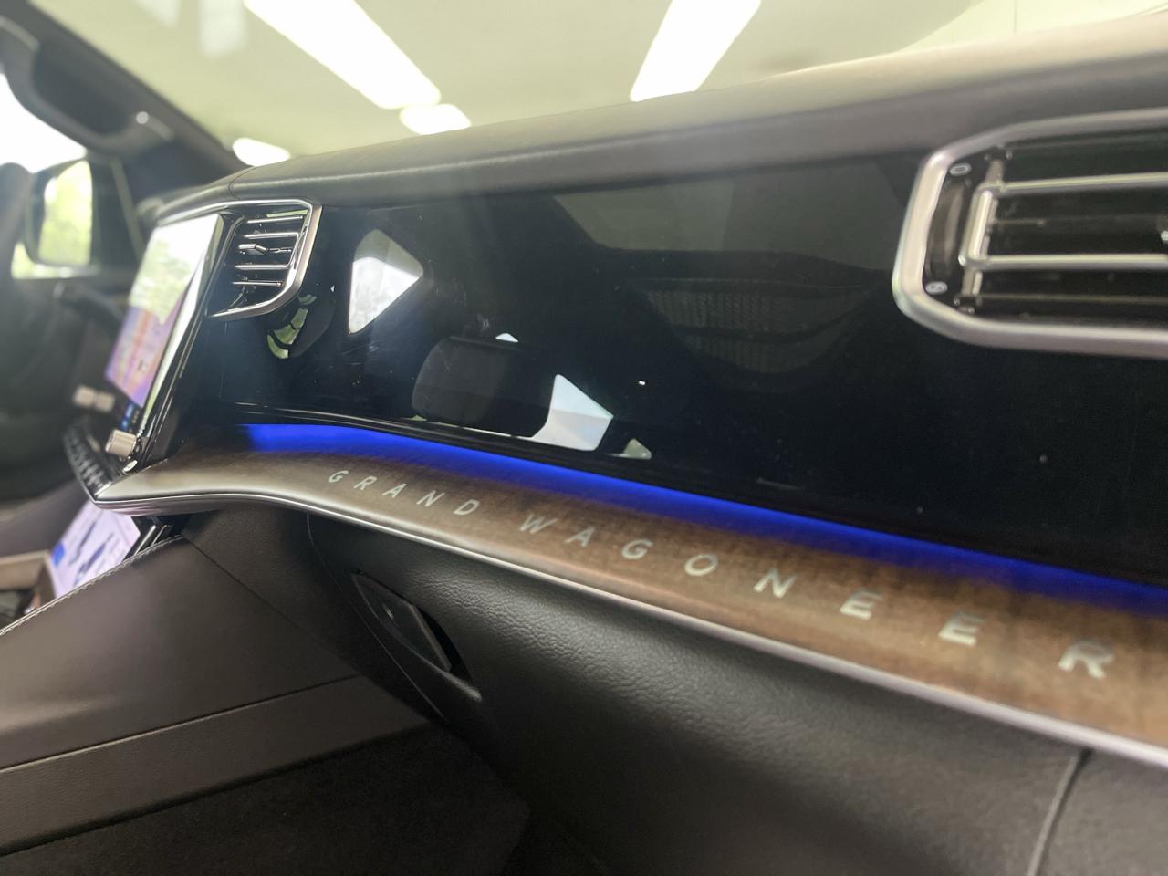 Jeep Grand Wagoneer Series I 4WD 2022