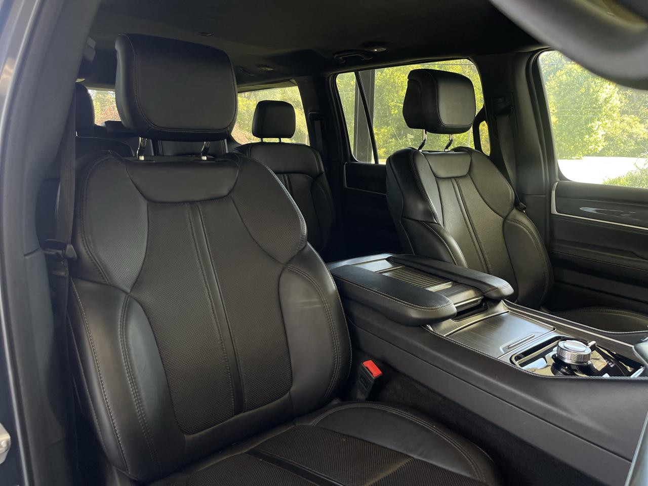 Jeep Wagoneer Series II 4WD 2024