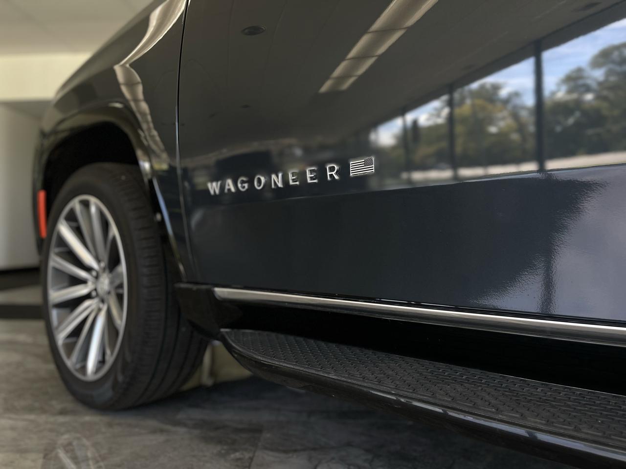Jeep Wagoneer Series II 4WD 2024