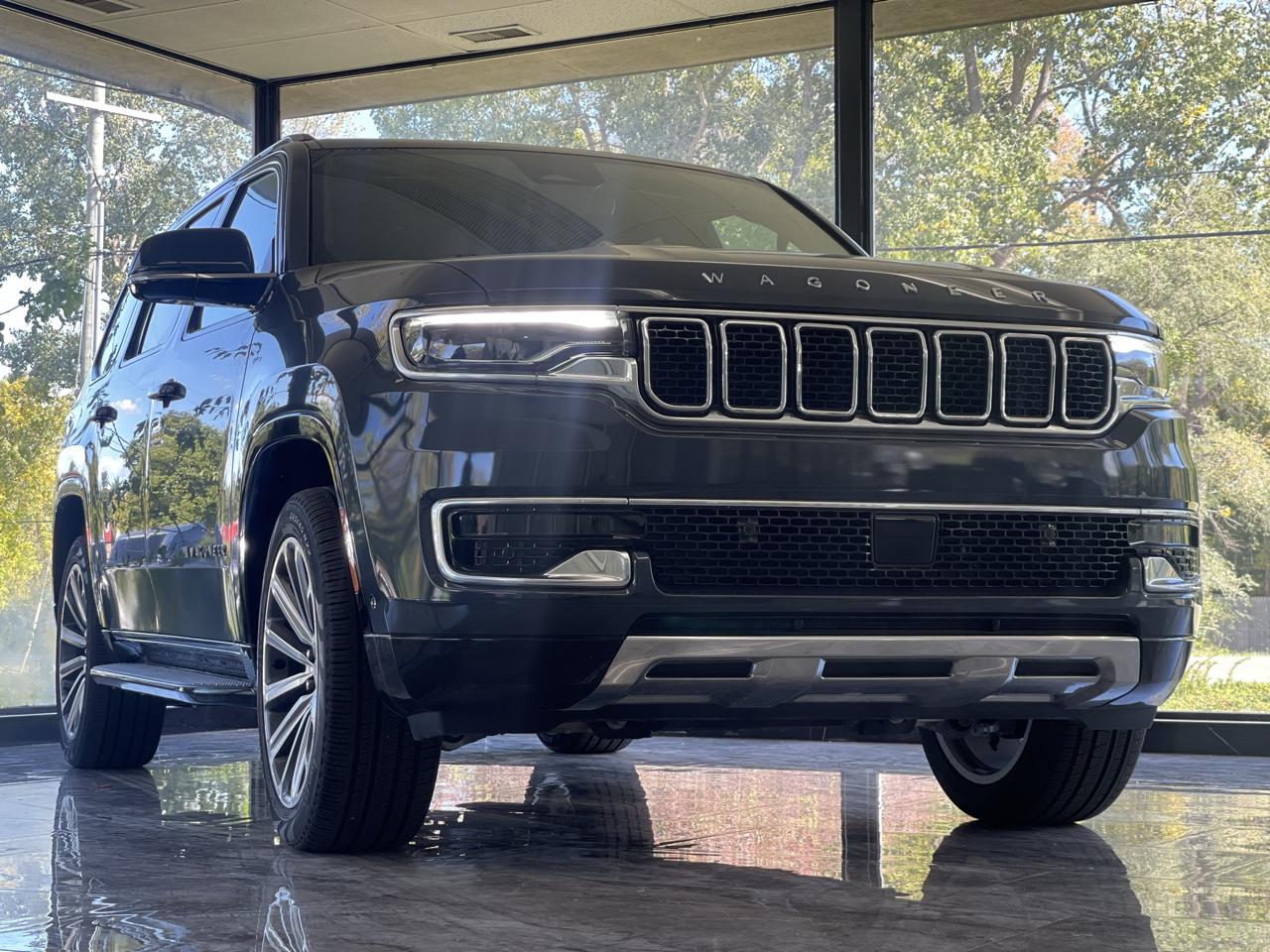 Jeep Wagoneer Series II 4WD 2024