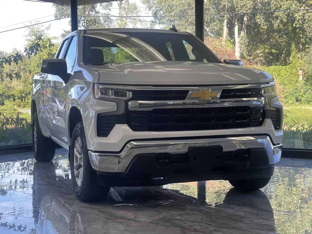 Chevrolet Silverado 1500 LT-L Double Cab 4WD 2024